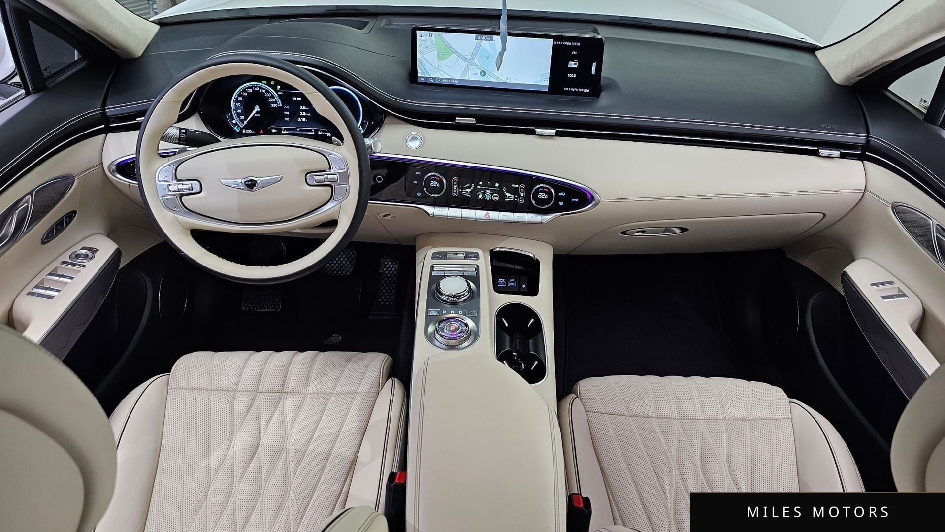 Genesis GV70 2021 — миниатюра 9