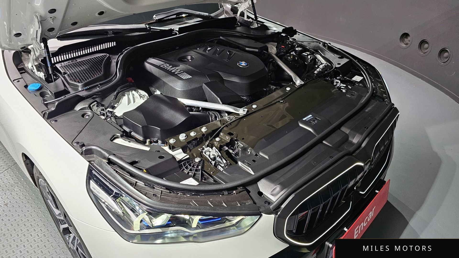 BMW 5 Series (G60) 2025 — миниатюра 6