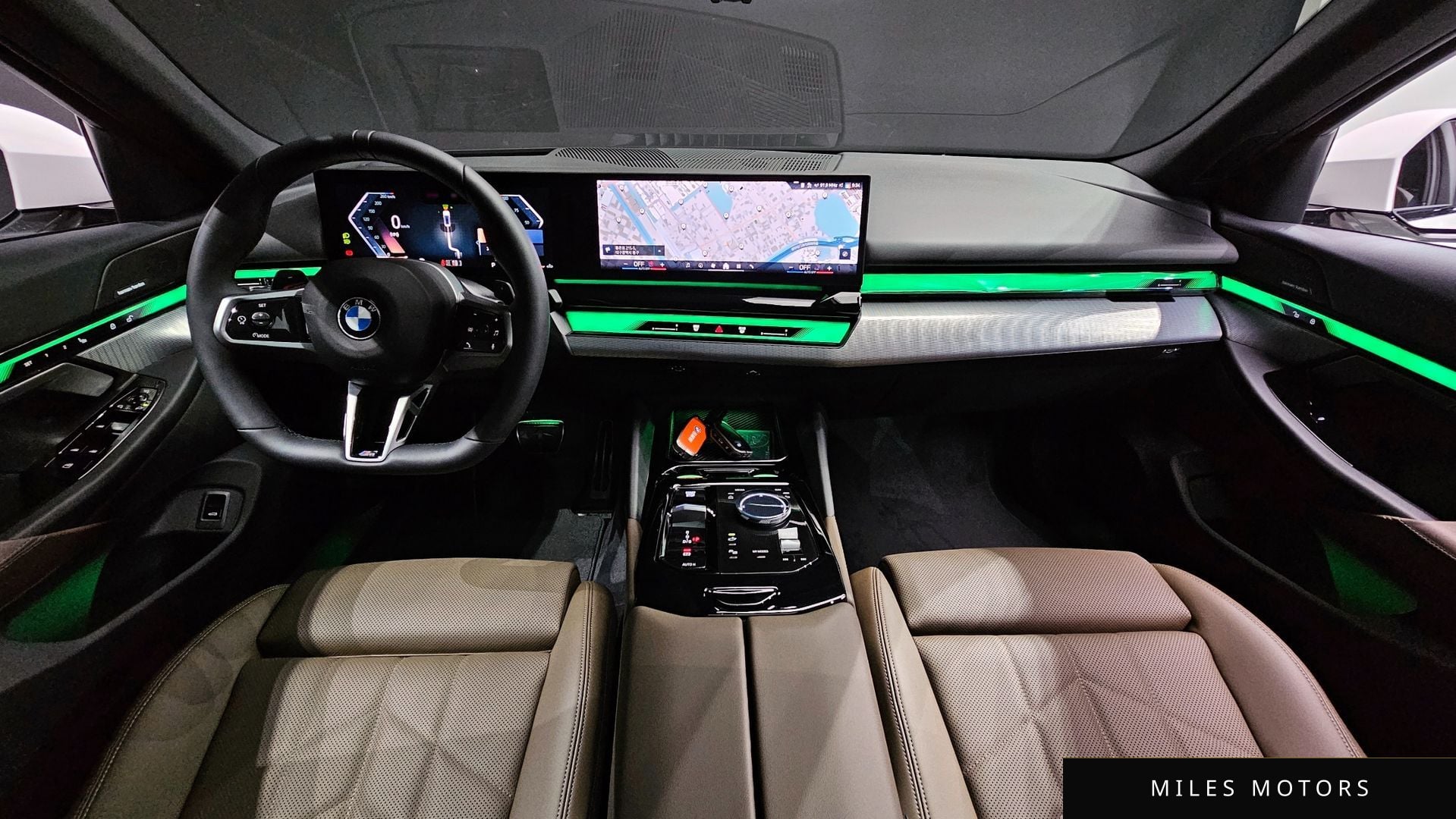 BMW 5 Series (G60) 2025 — миниатюра 10