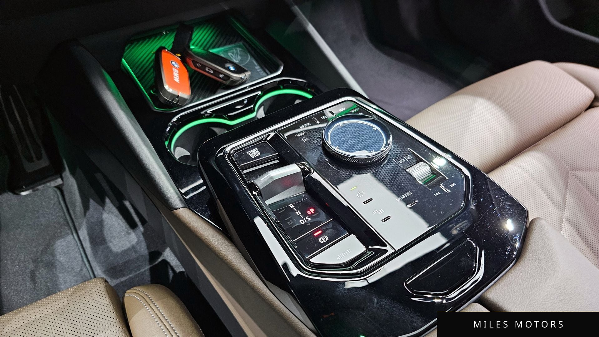 BMW 5 Series (G60) 2025 — миниатюра 12