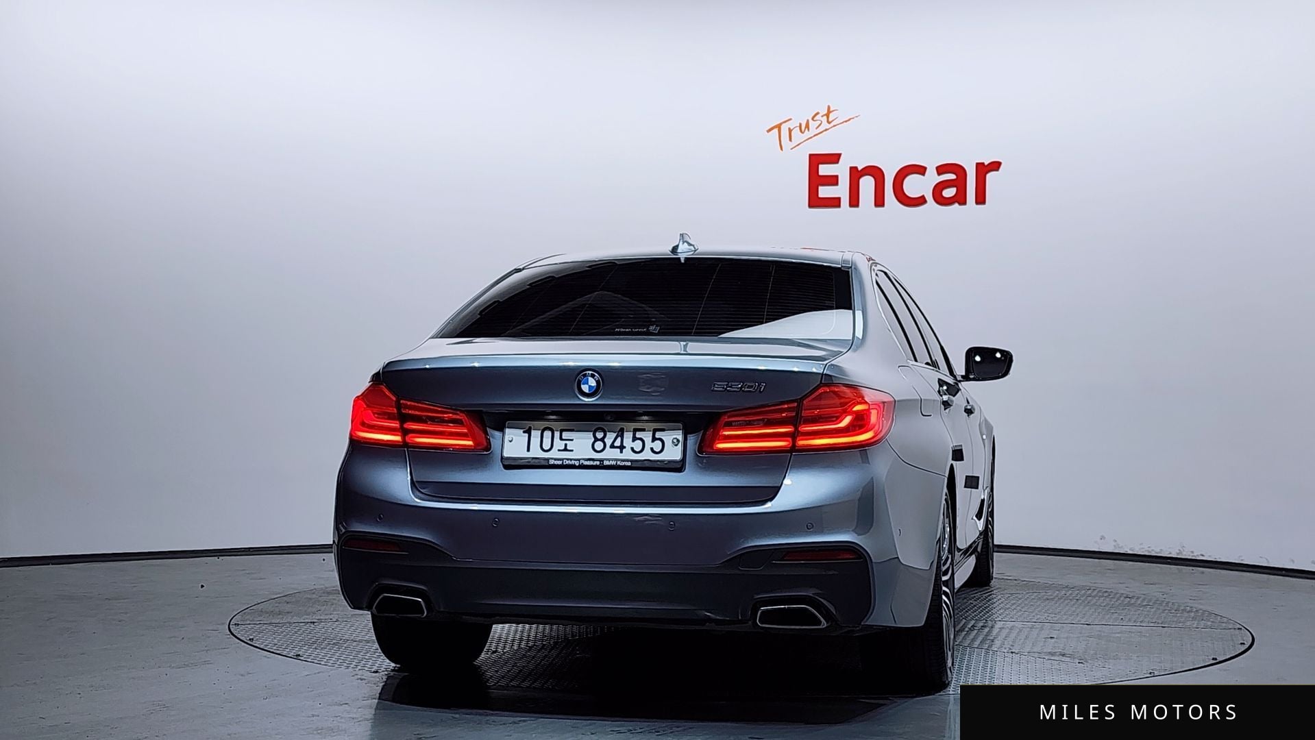 BMW 5 Series (G30) 2019 — миниатюра 4