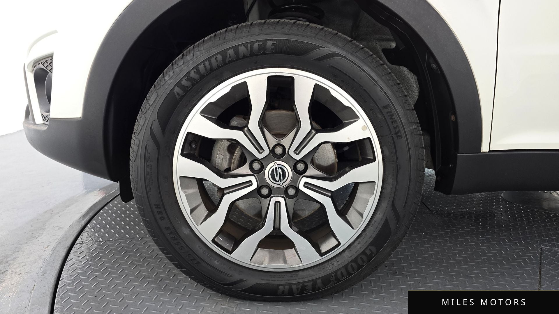 KG Mobility KORANDO 2017 — миниатюра 5