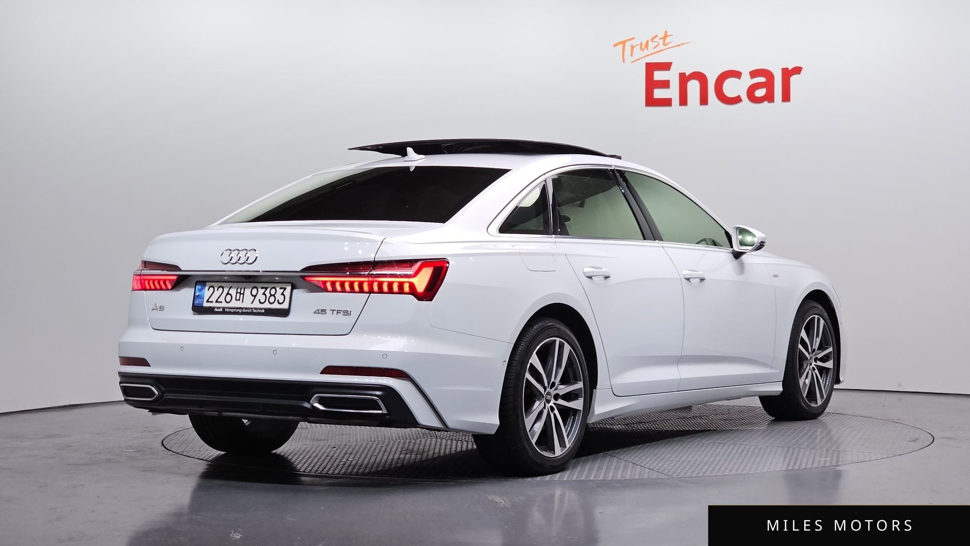 Audi A6 (C8) 2023 — миниатюра 2