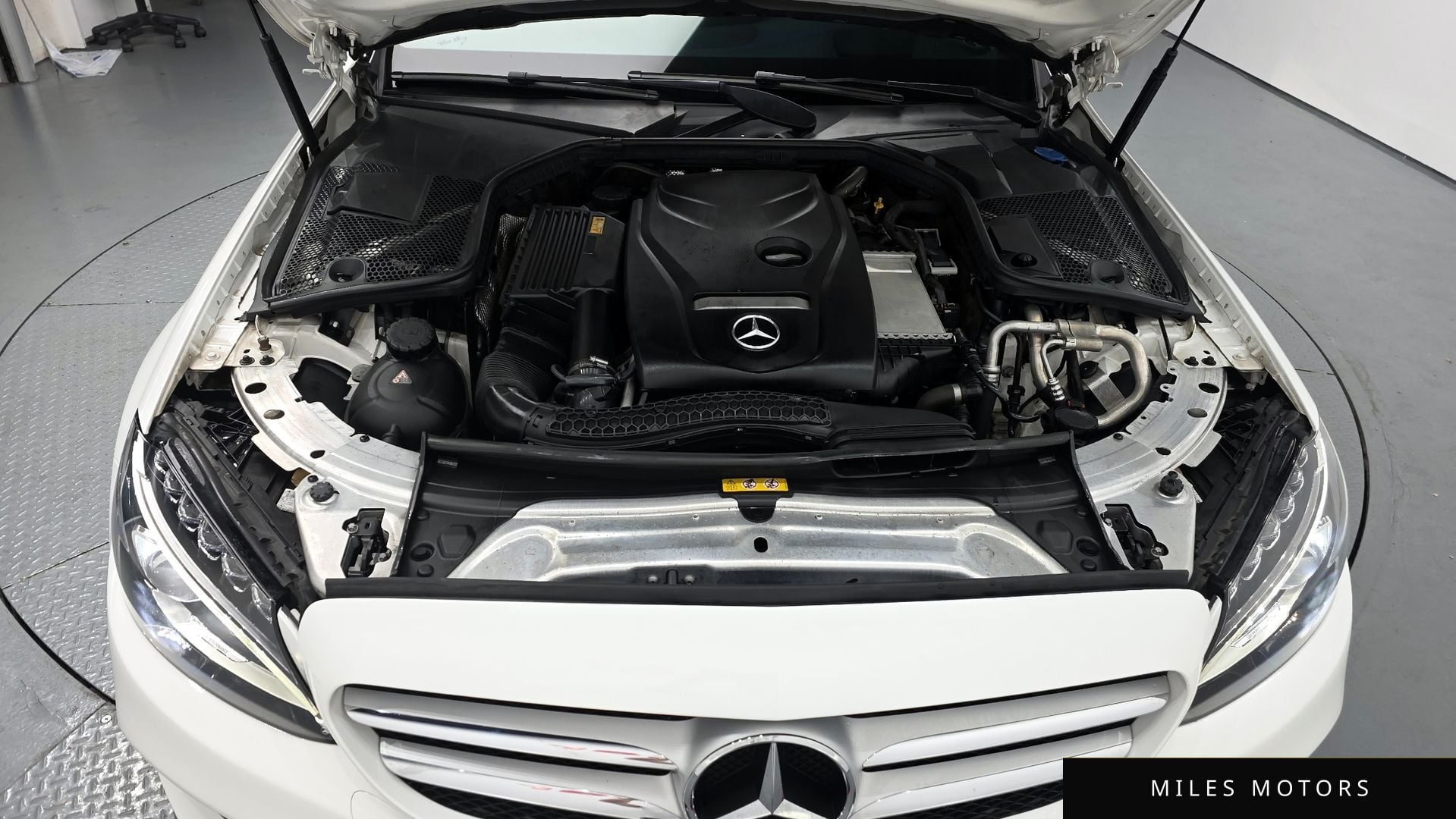Mercedes-Benz C-Class W205 2017 — миниатюра 6
