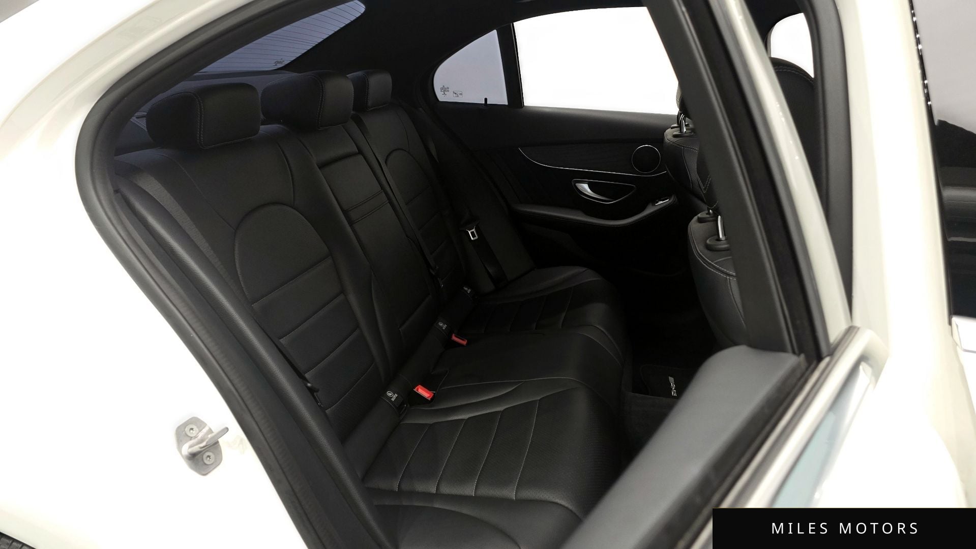 Mercedes-Benz C-Class W205 2017 — миниатюра 11