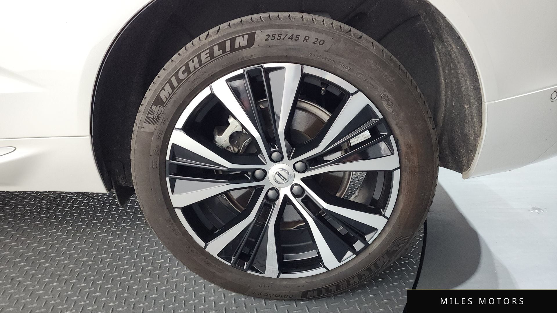 Volvo XC60 2025 — миниатюра 7