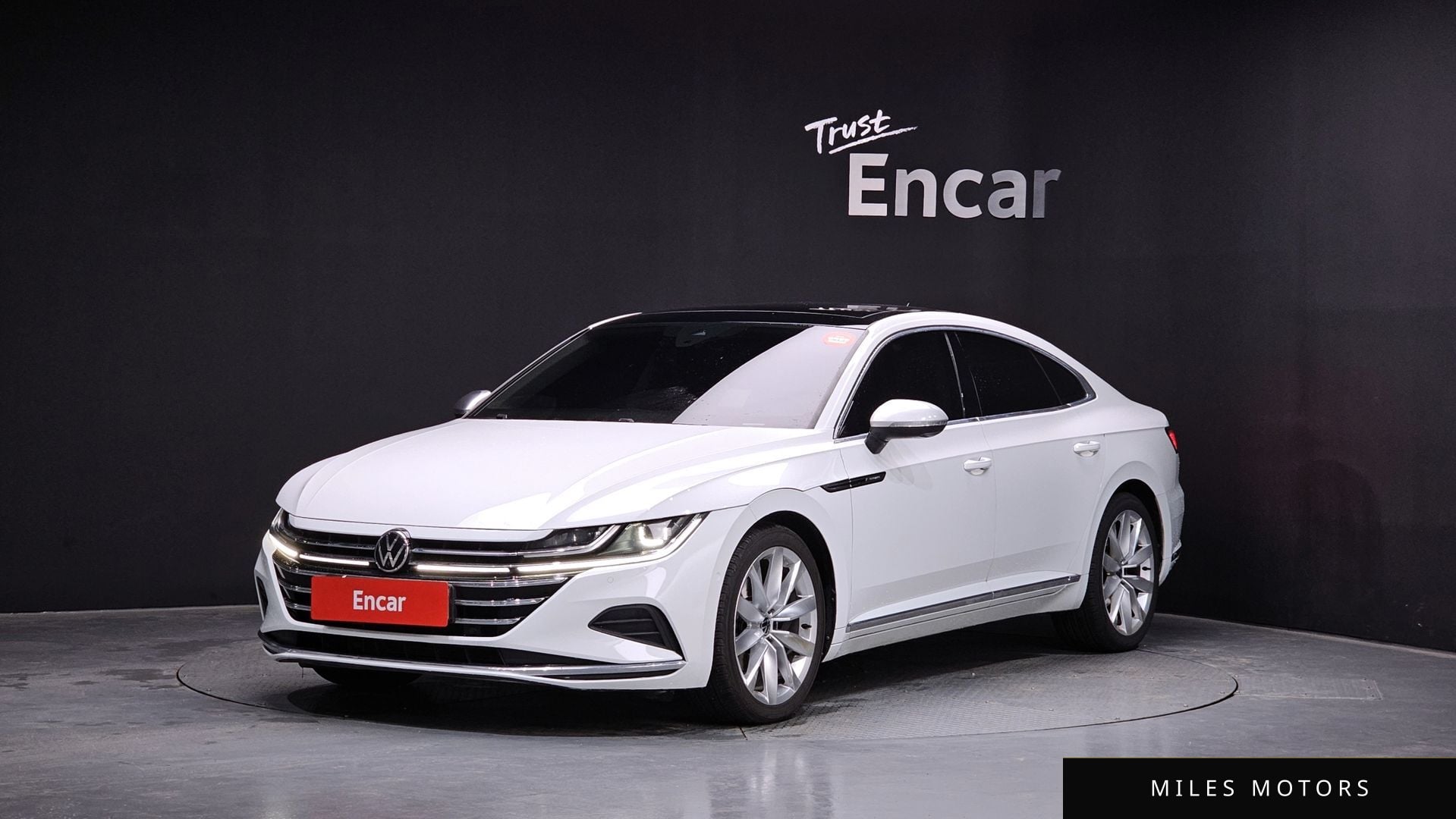 Volkswagen Arteon 2022 — фото 1 из 12