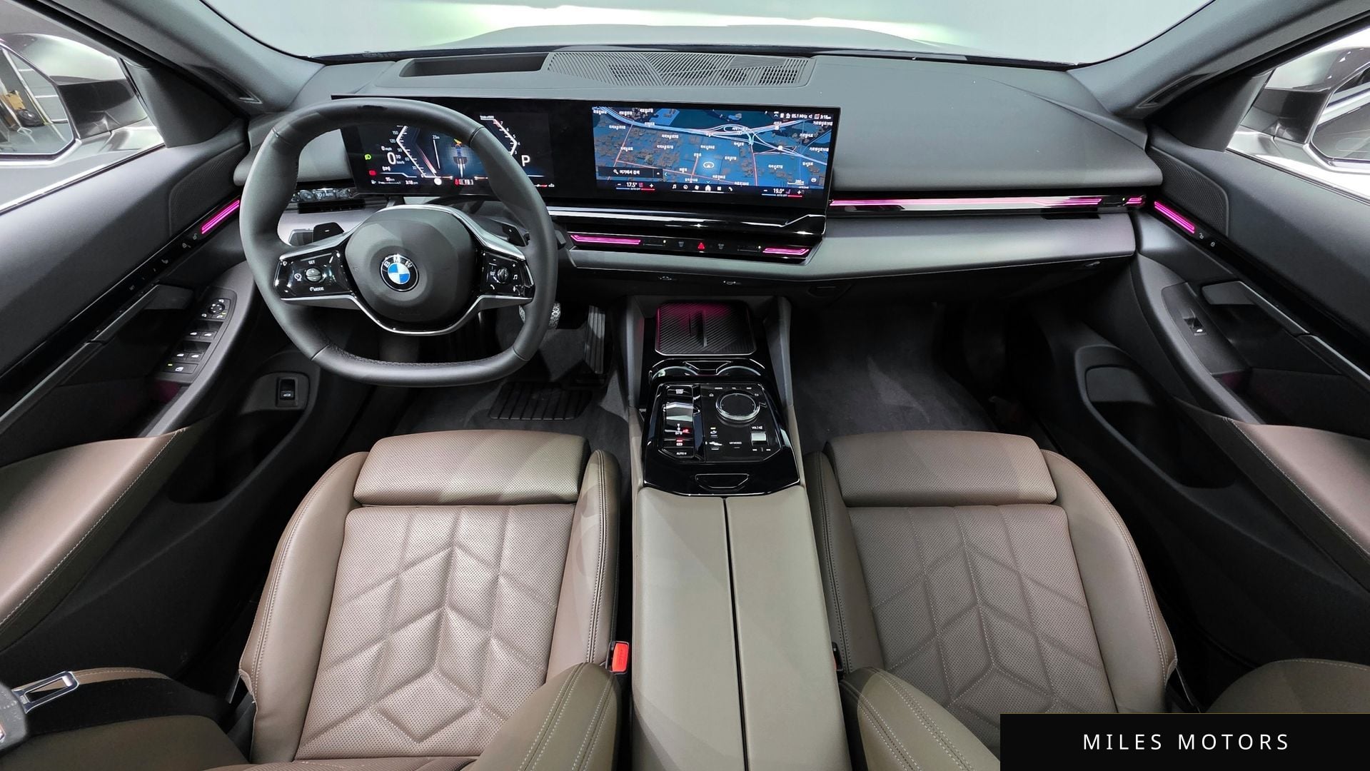 BMW 5 Series (G60) 2024 — миниатюра 10