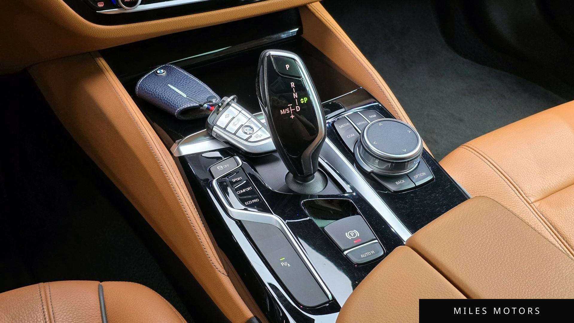 BMW 5 Series (G30) 2018 — миниатюра 9