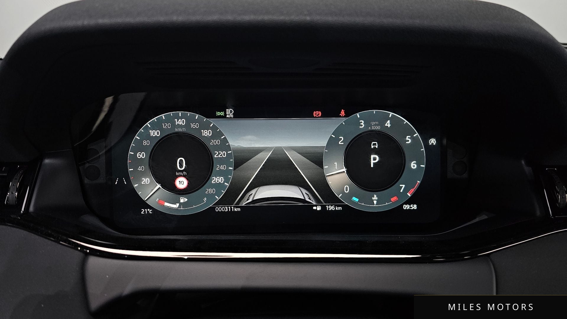 Land Rover Range Rover Evoque 2026 — миниатюра 8