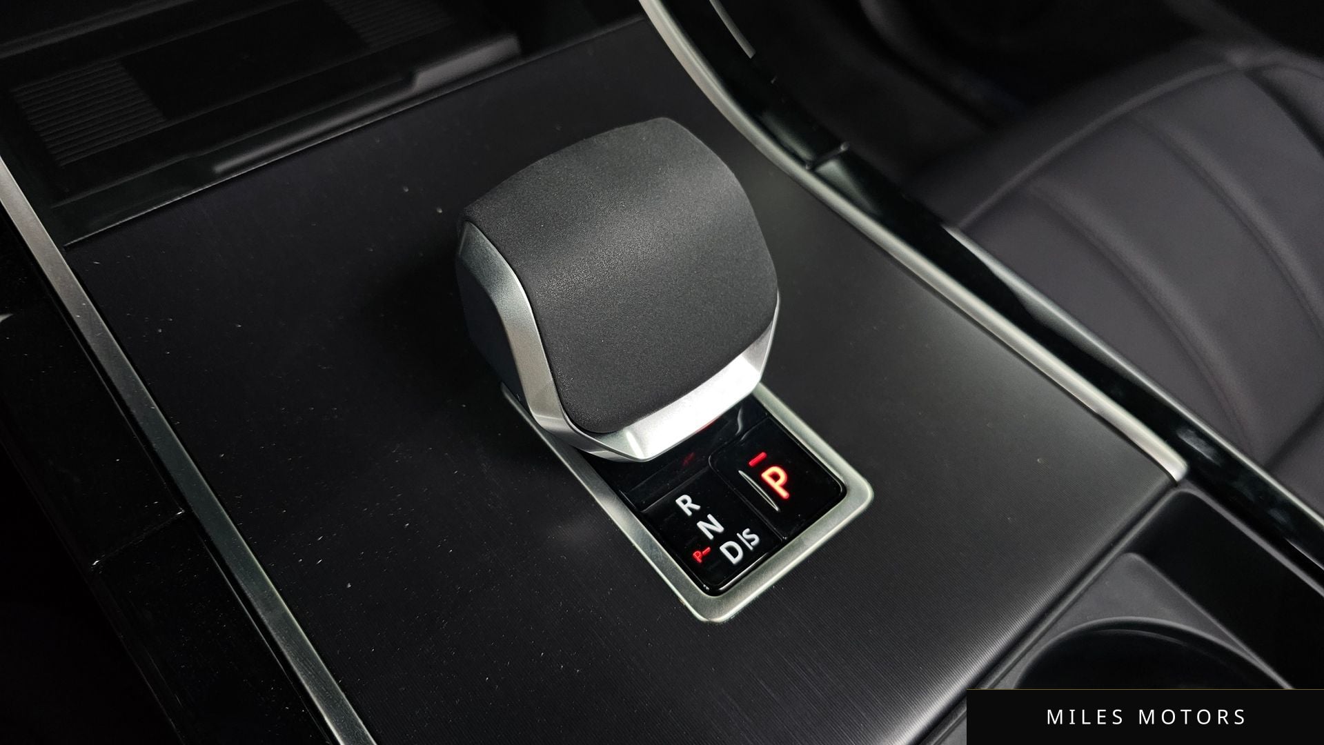 Land Rover Range Rover Evoque 2026 — миниатюра 9
