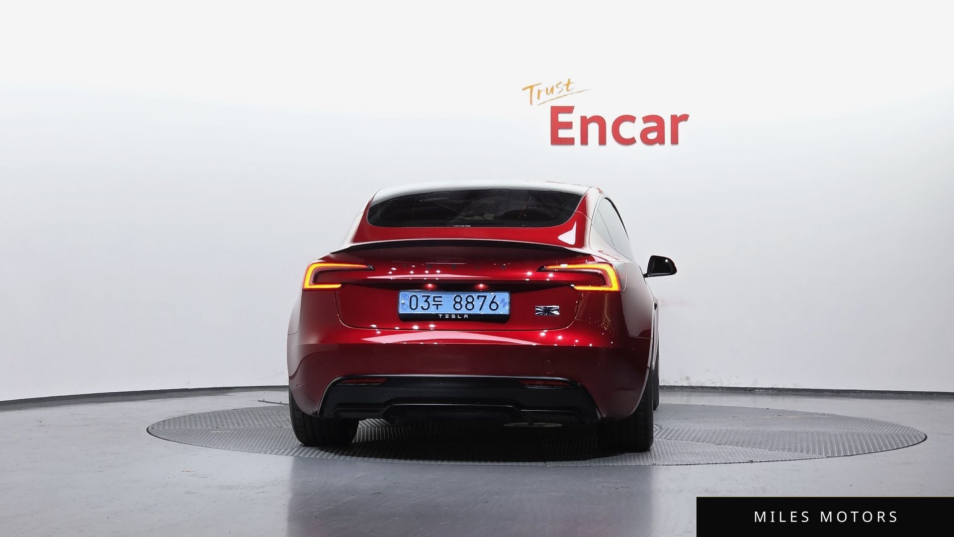 Tesla Model 3 2024 — миниатюра 4