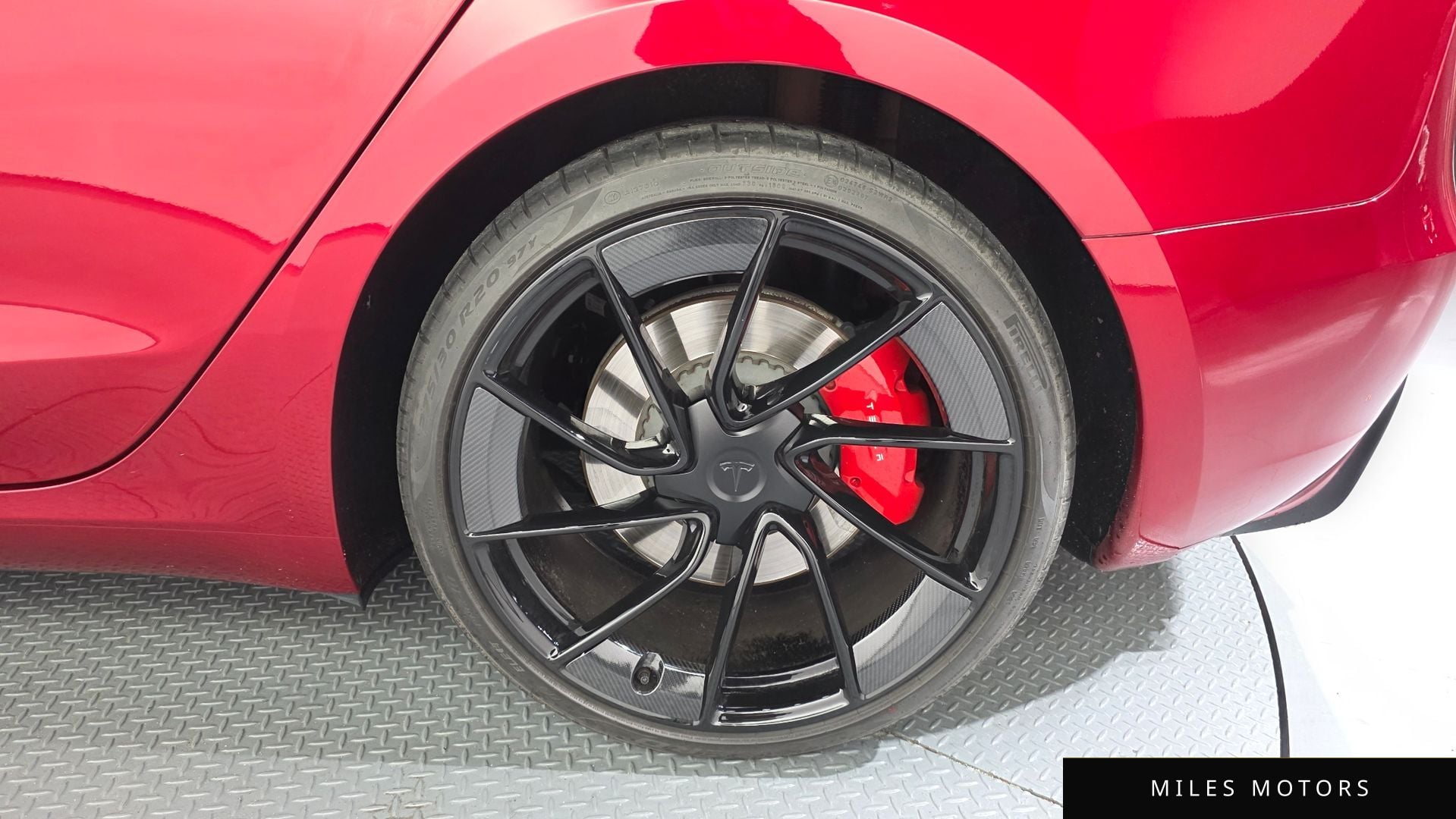 Tesla Model 3 2024 — миниатюра 7