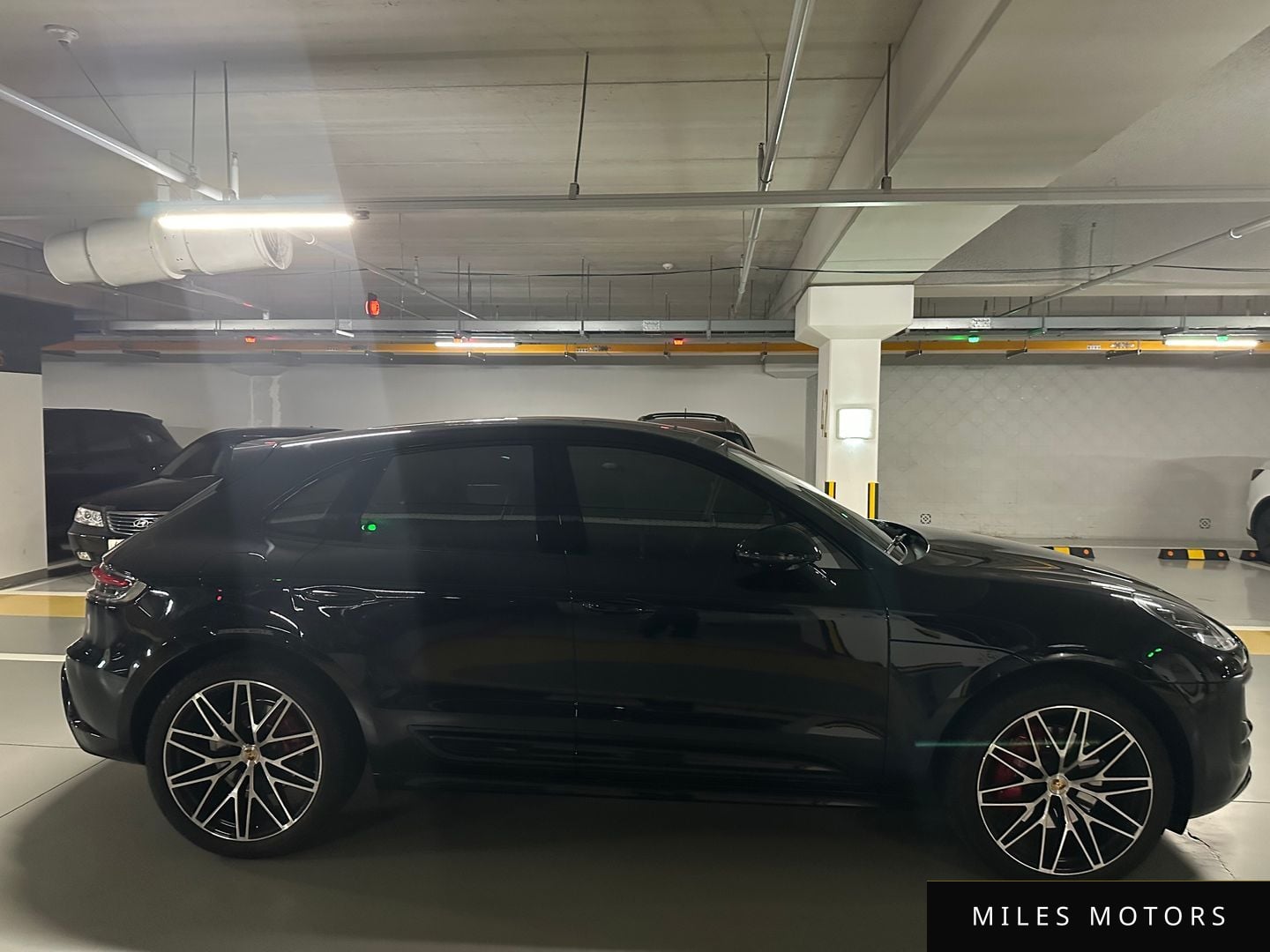Porsche Macan 2023 — миниатюра 4