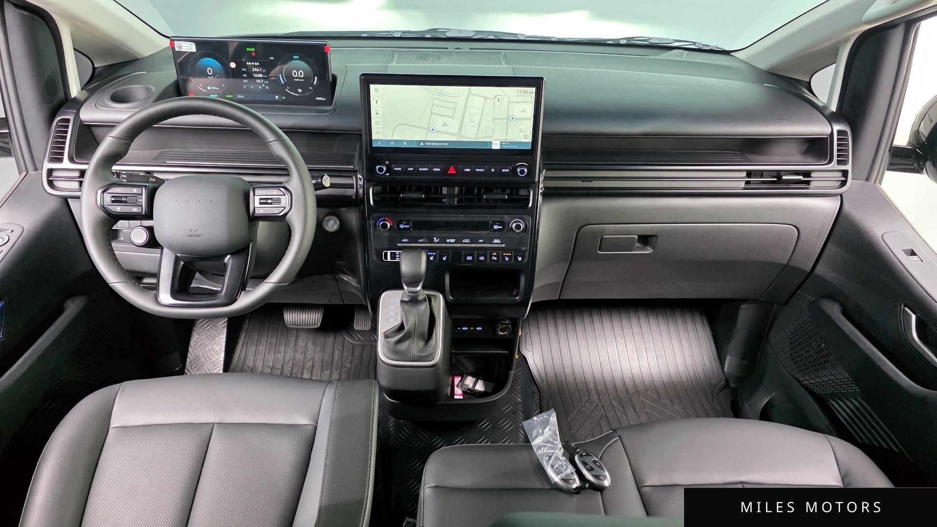 Hyundai Staria 2026 — миниатюра 10