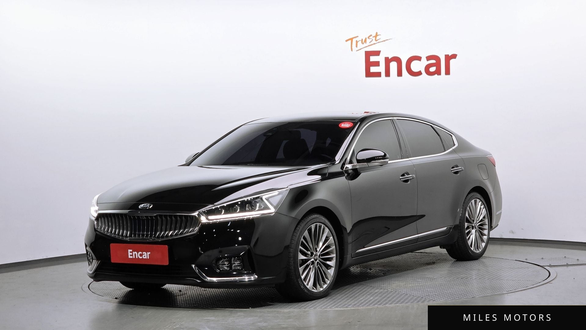 Kia K7 2019 — фото 1 из 12