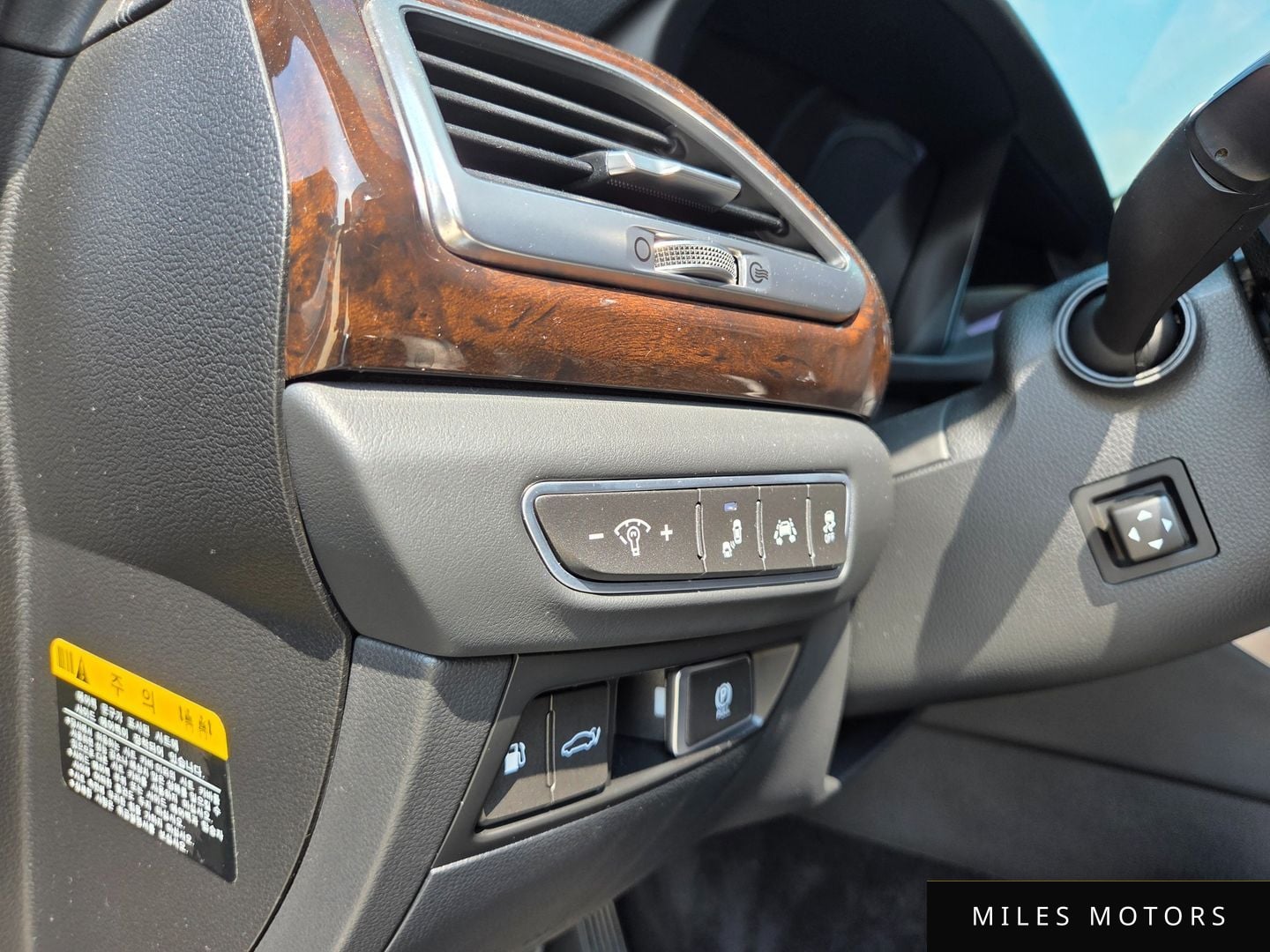 Genesis EQ900 2016 — миниатюра 11