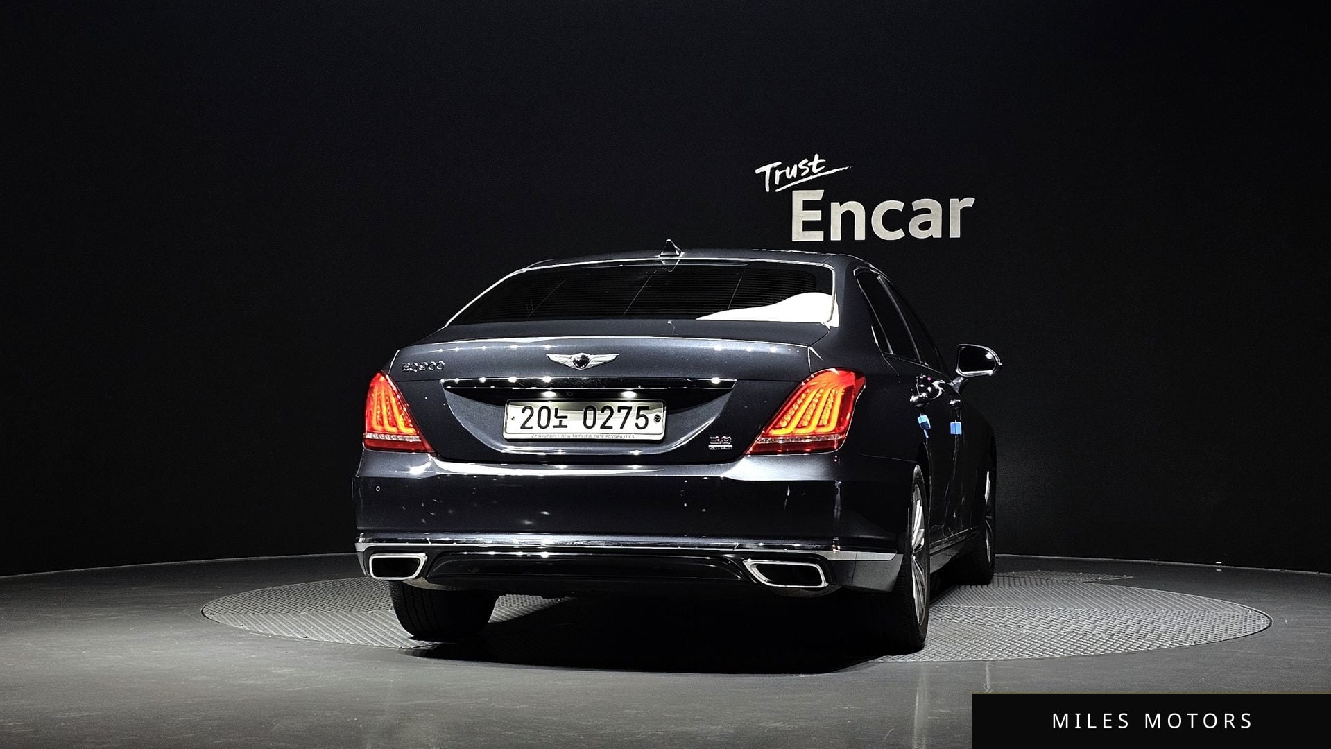 Genesis EQ900 2016 — миниатюра 4