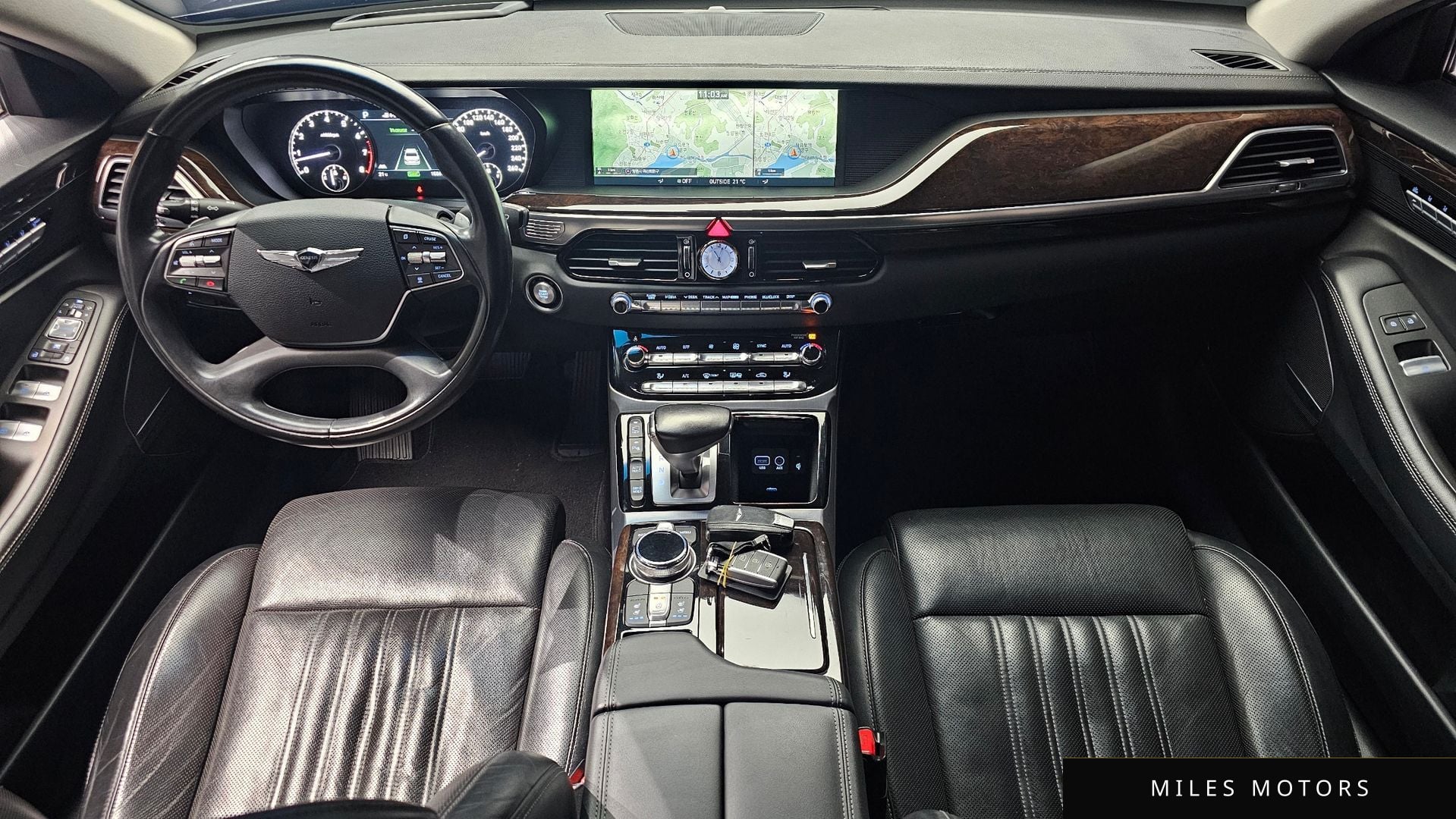 Genesis EQ900 2016 — миниатюра 10
