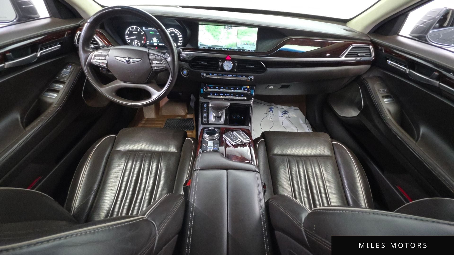Genesis EQ900 2016 — миниатюра 7