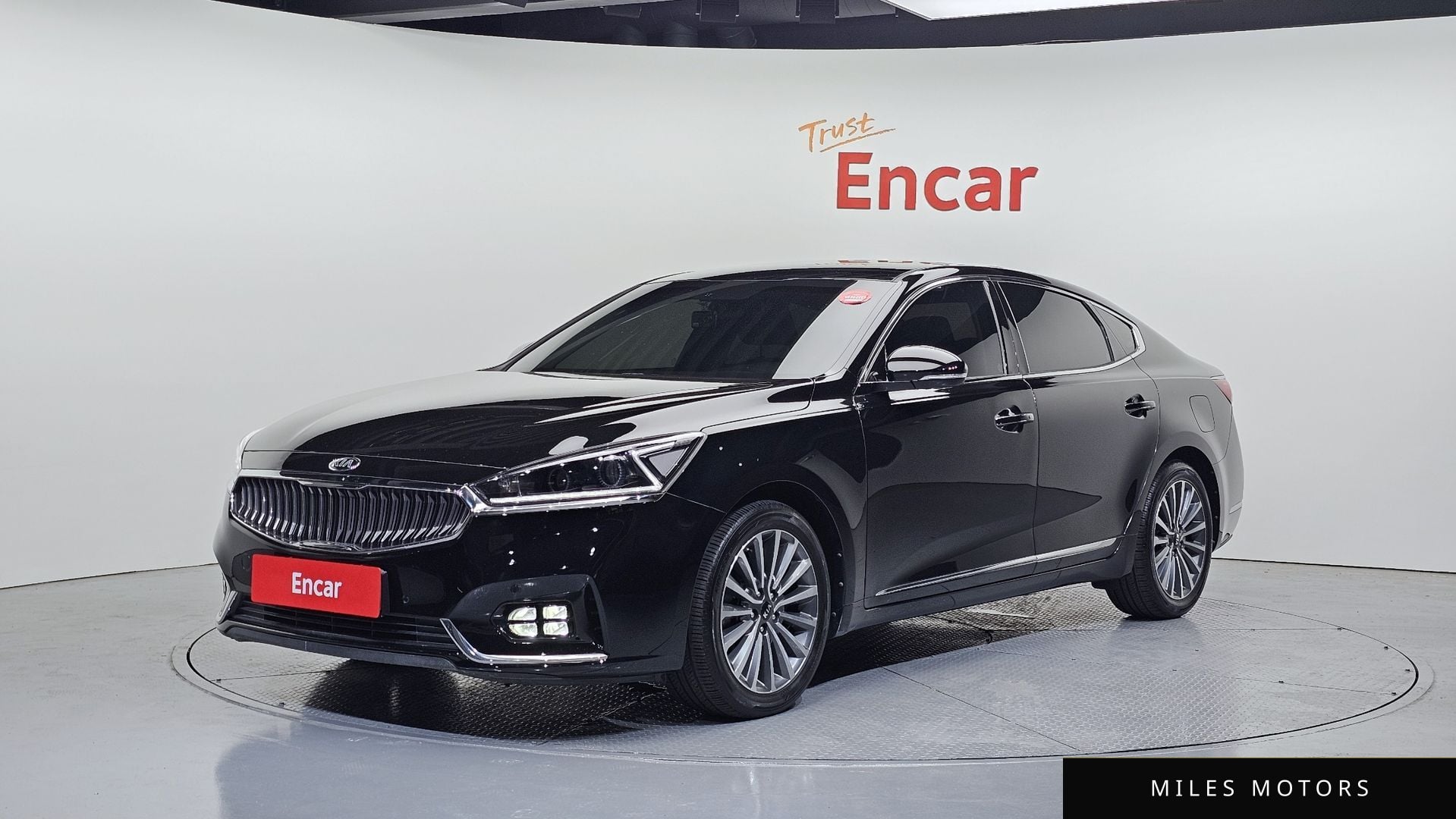 Kia K7 2016 — фото 1 из 12