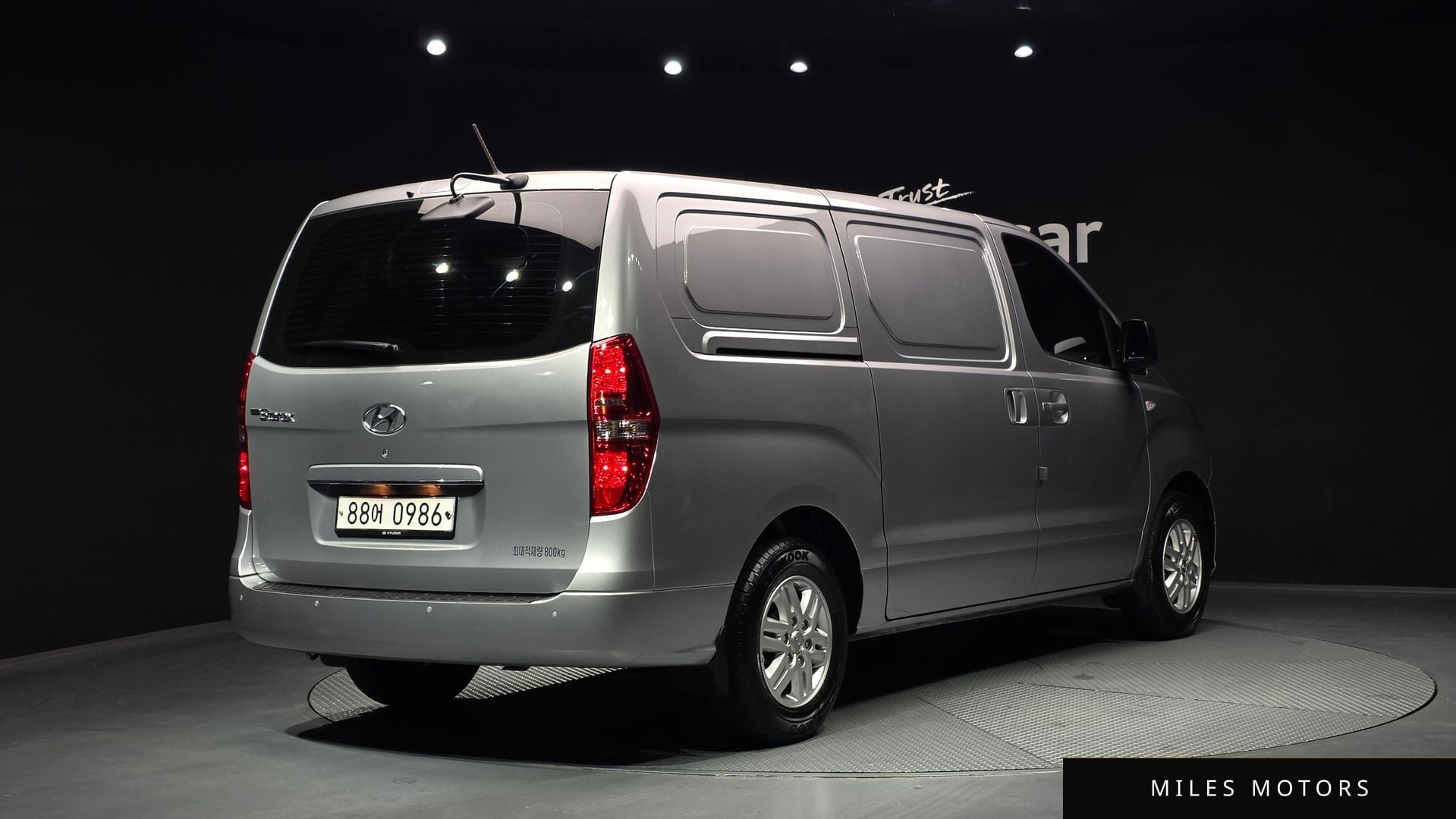 Hyundai Starex 2019 — миниатюра 2