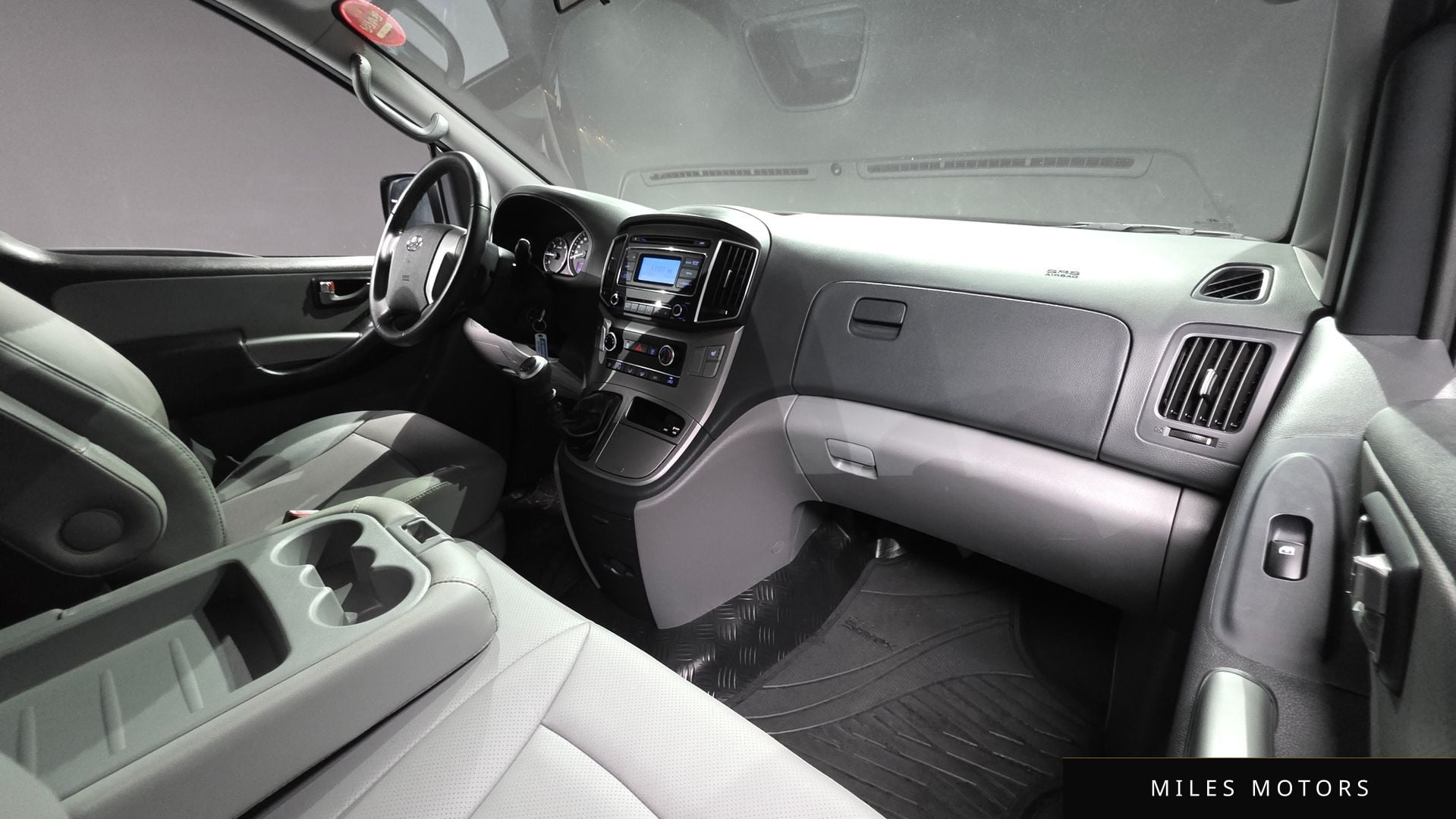 Hyundai Starex 2019 — миниатюра 10