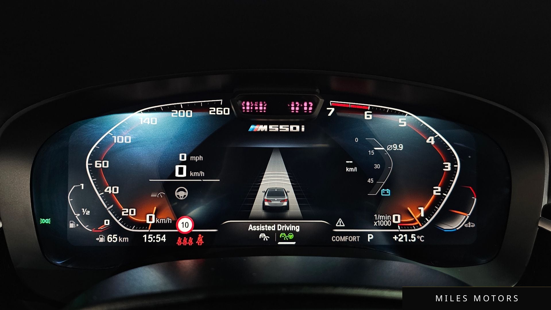 BMW 5 Series (G30) 2022 — миниатюра 10