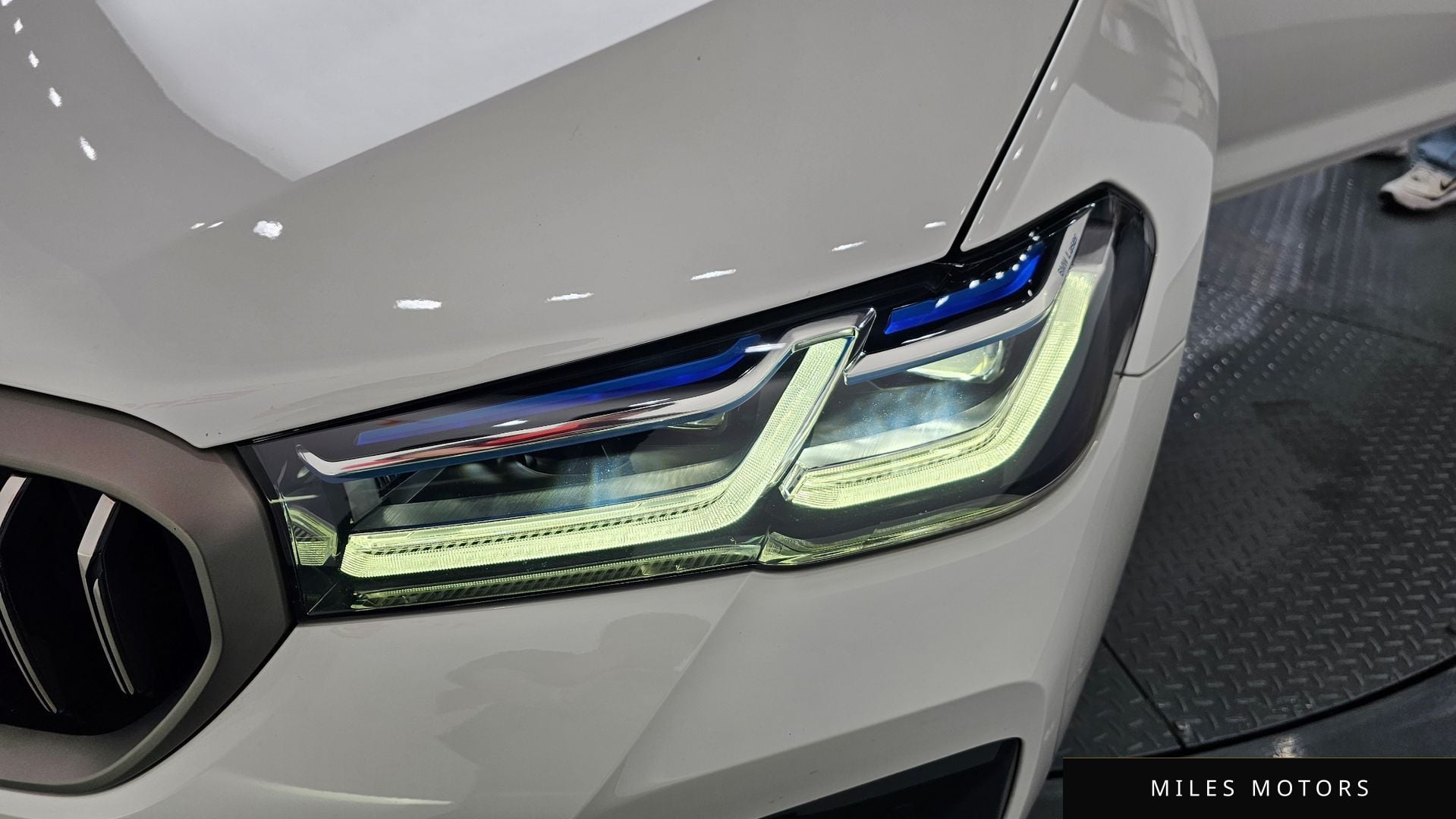 BMW 5 Series (G30) 2022 — миниатюра 7