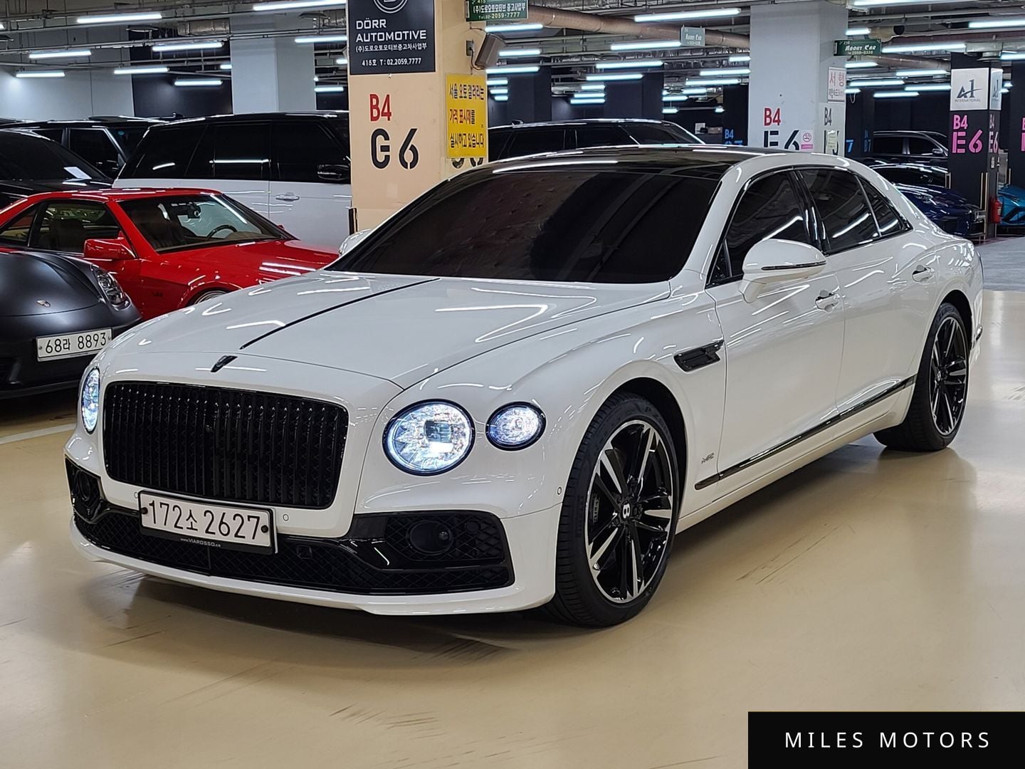 Bentley Flying Spur 2020 — фото 1 из 12