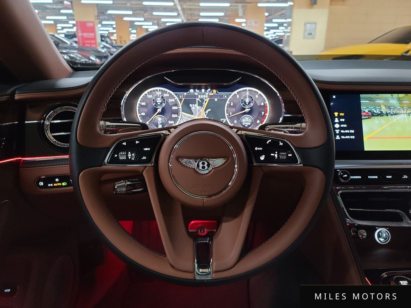 Bentley Flying Spur 2020 — миниатюра 10