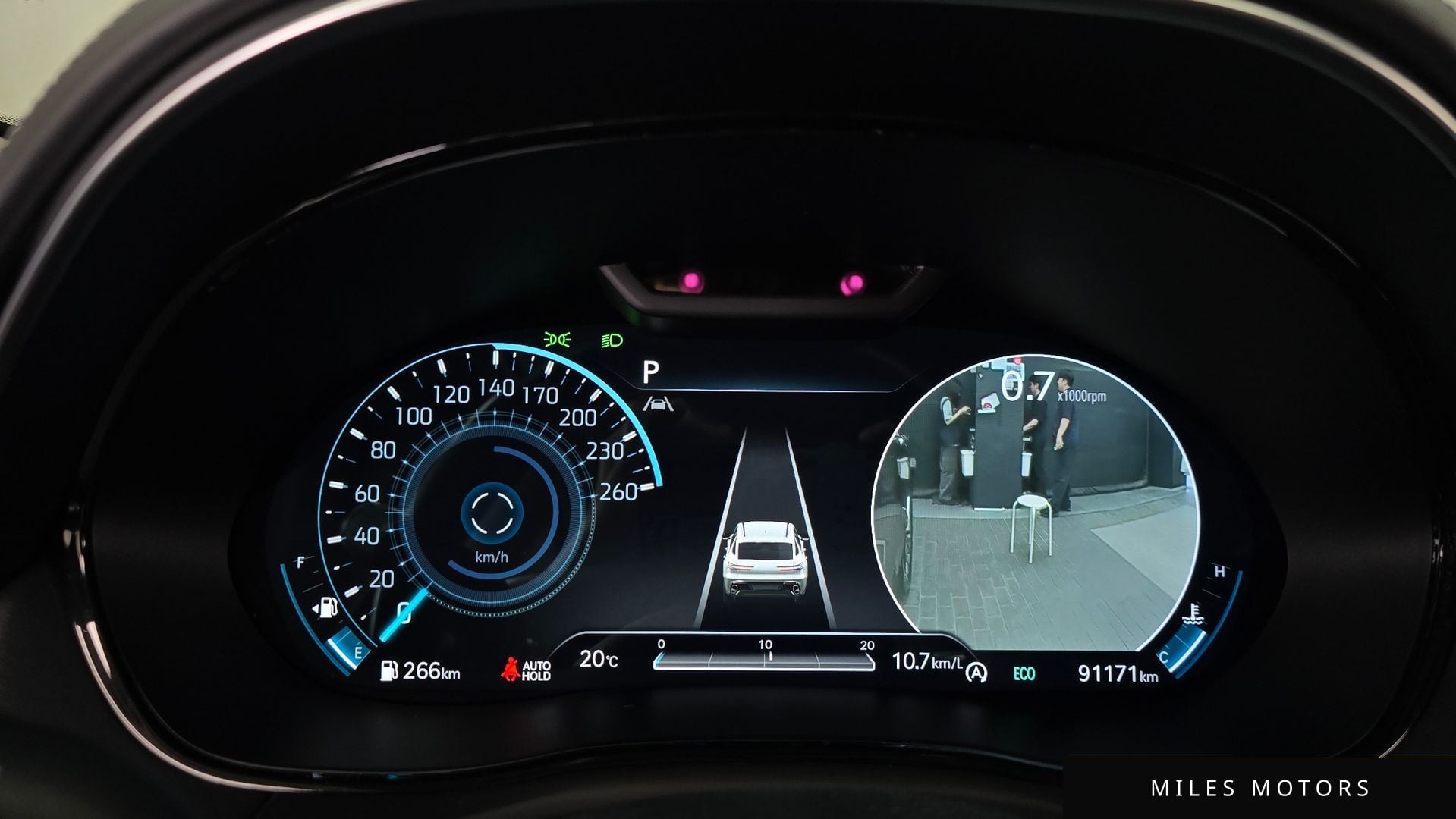 Genesis GV70 2021 — миниатюра 11