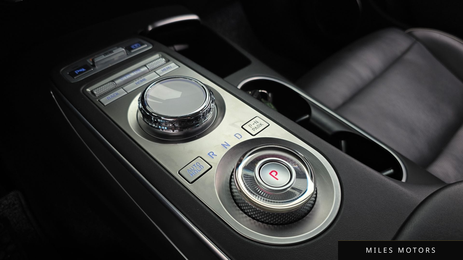 Genesis GV70 2021 — миниатюра 12
