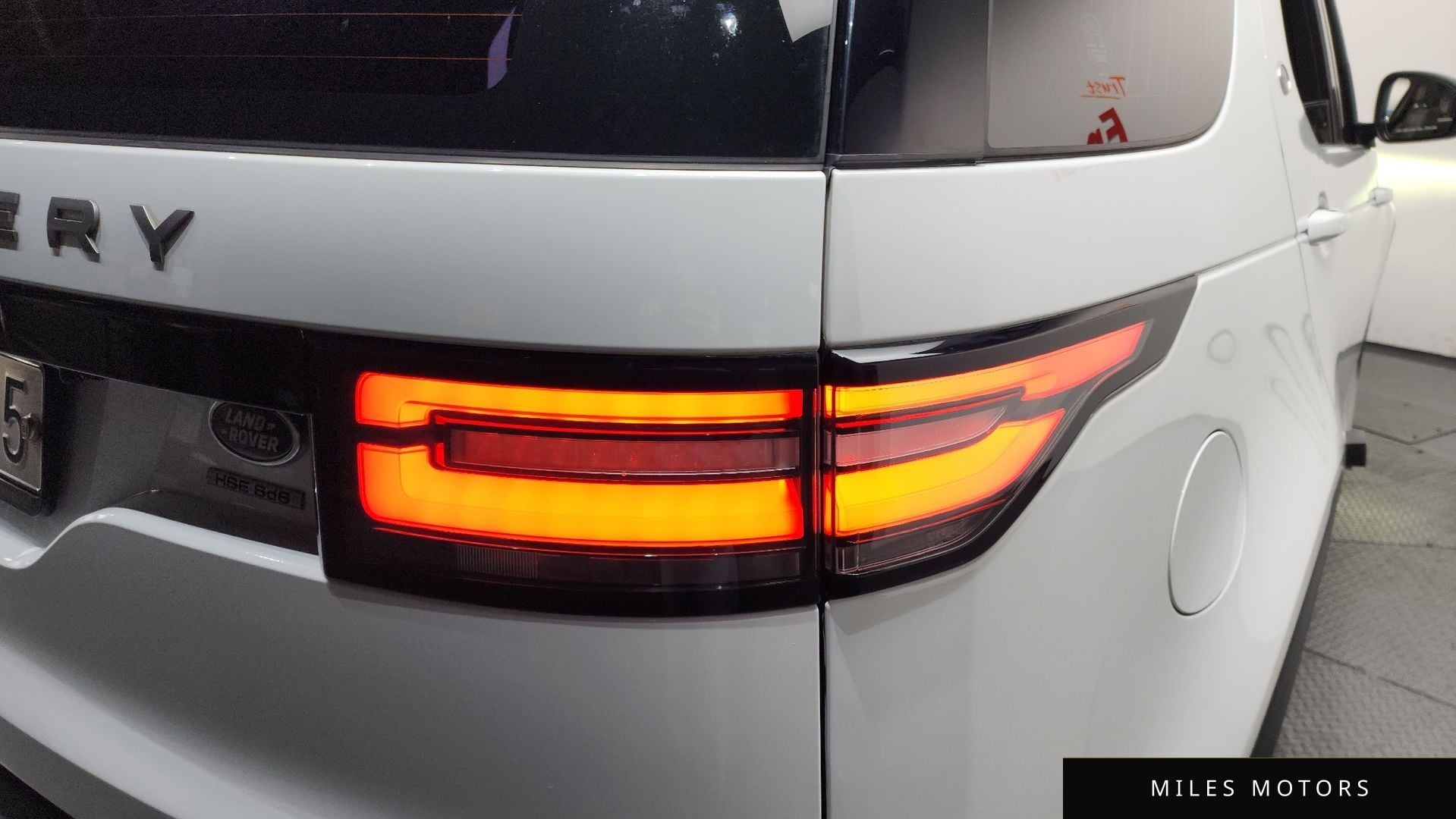 Land Rover Discovery 2019 — миниатюра 9