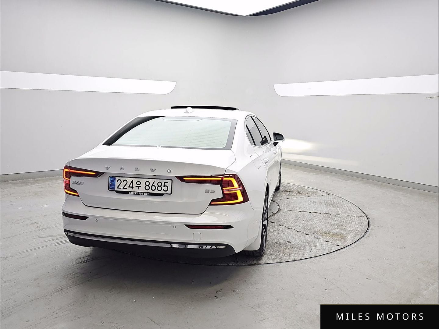Volvo S60 2024 — миниатюра 4