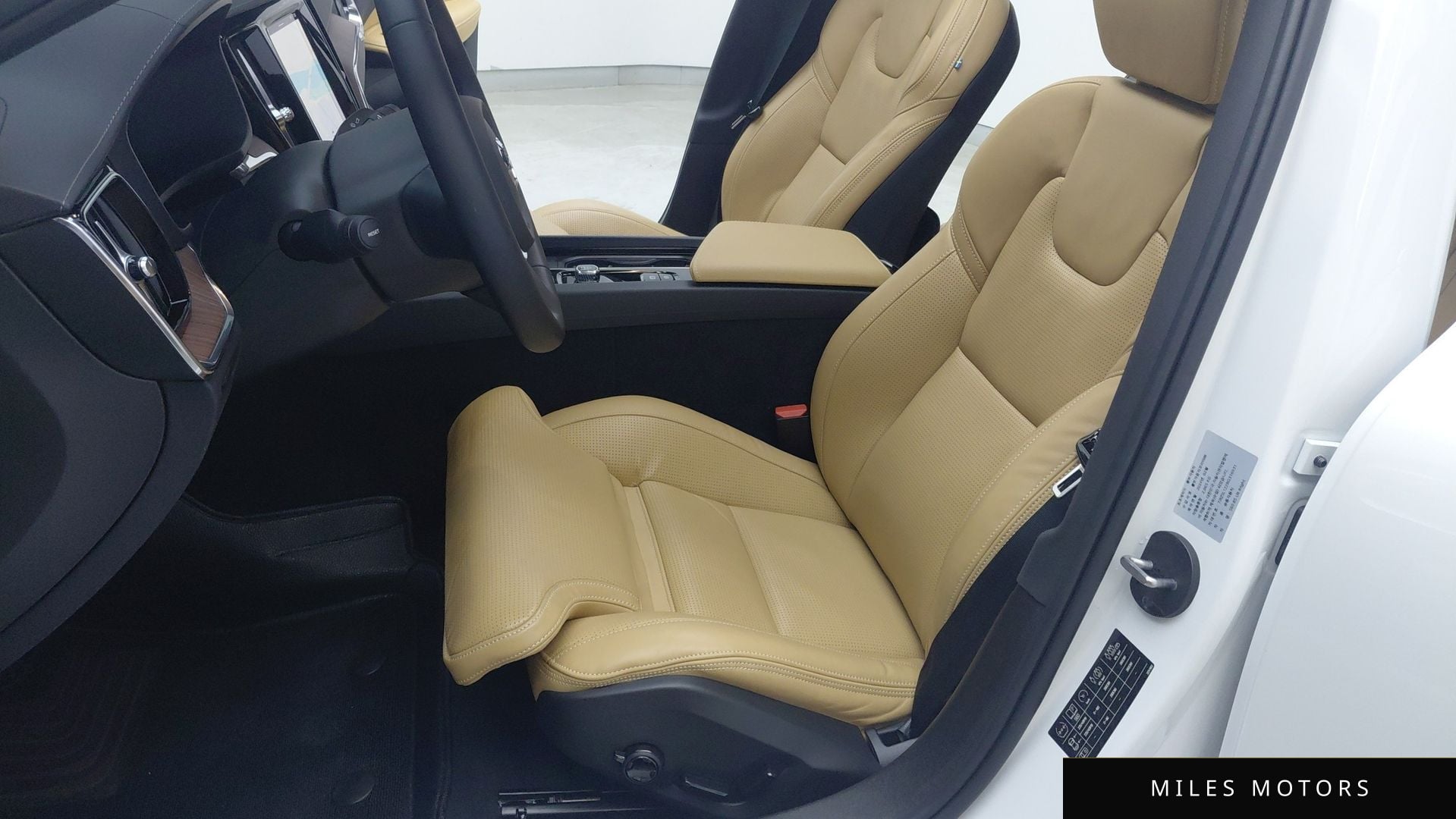 Volvo S60 2024 — миниатюра 11