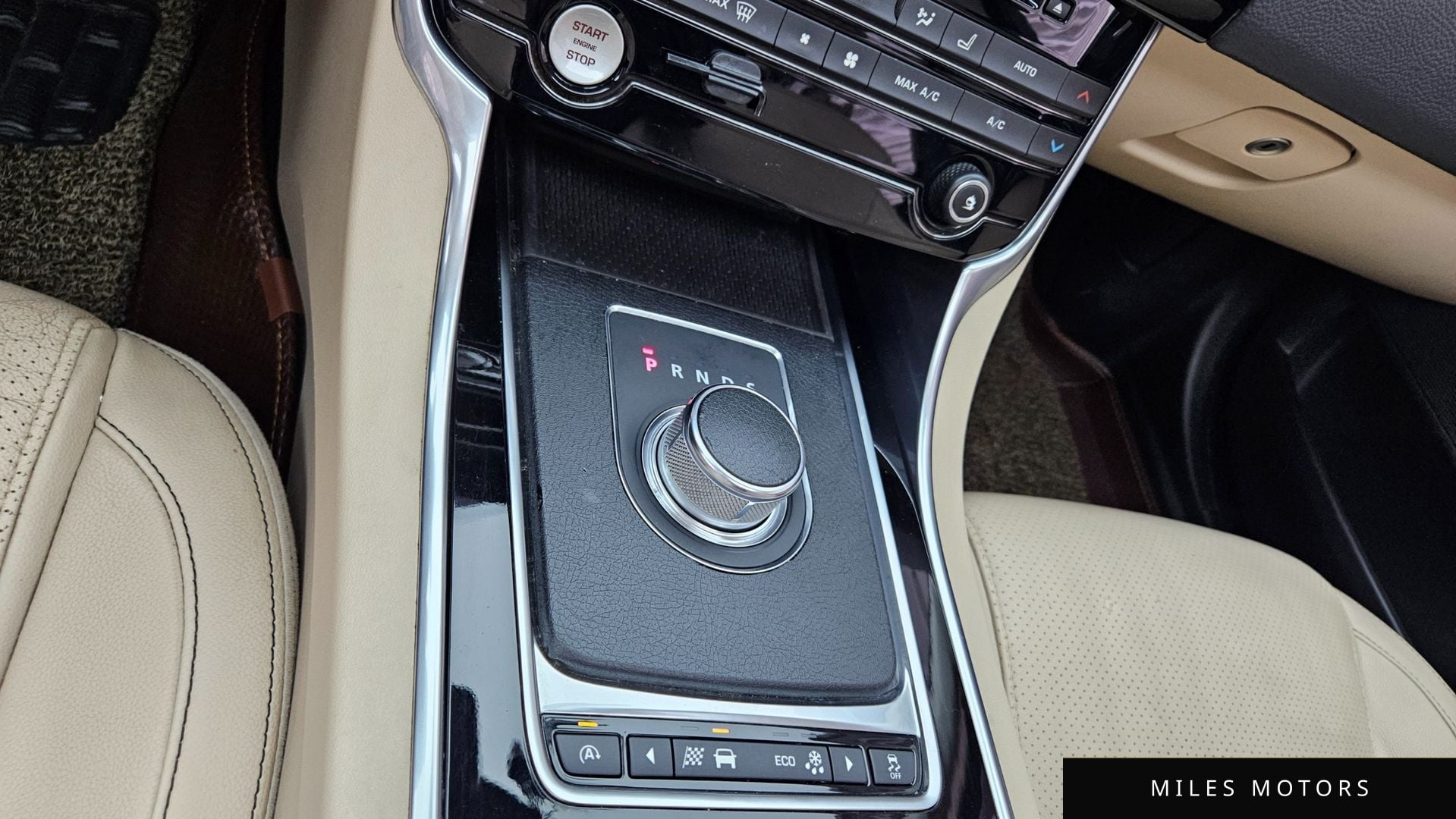 Jaguar XE 2016 — миниатюра 9
