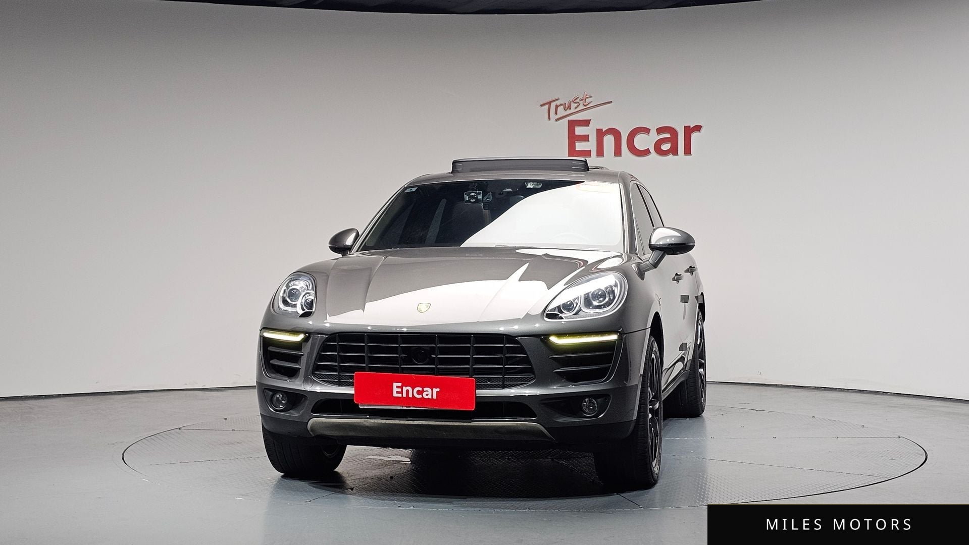 Porsche Macan 2014 — миниатюра 2