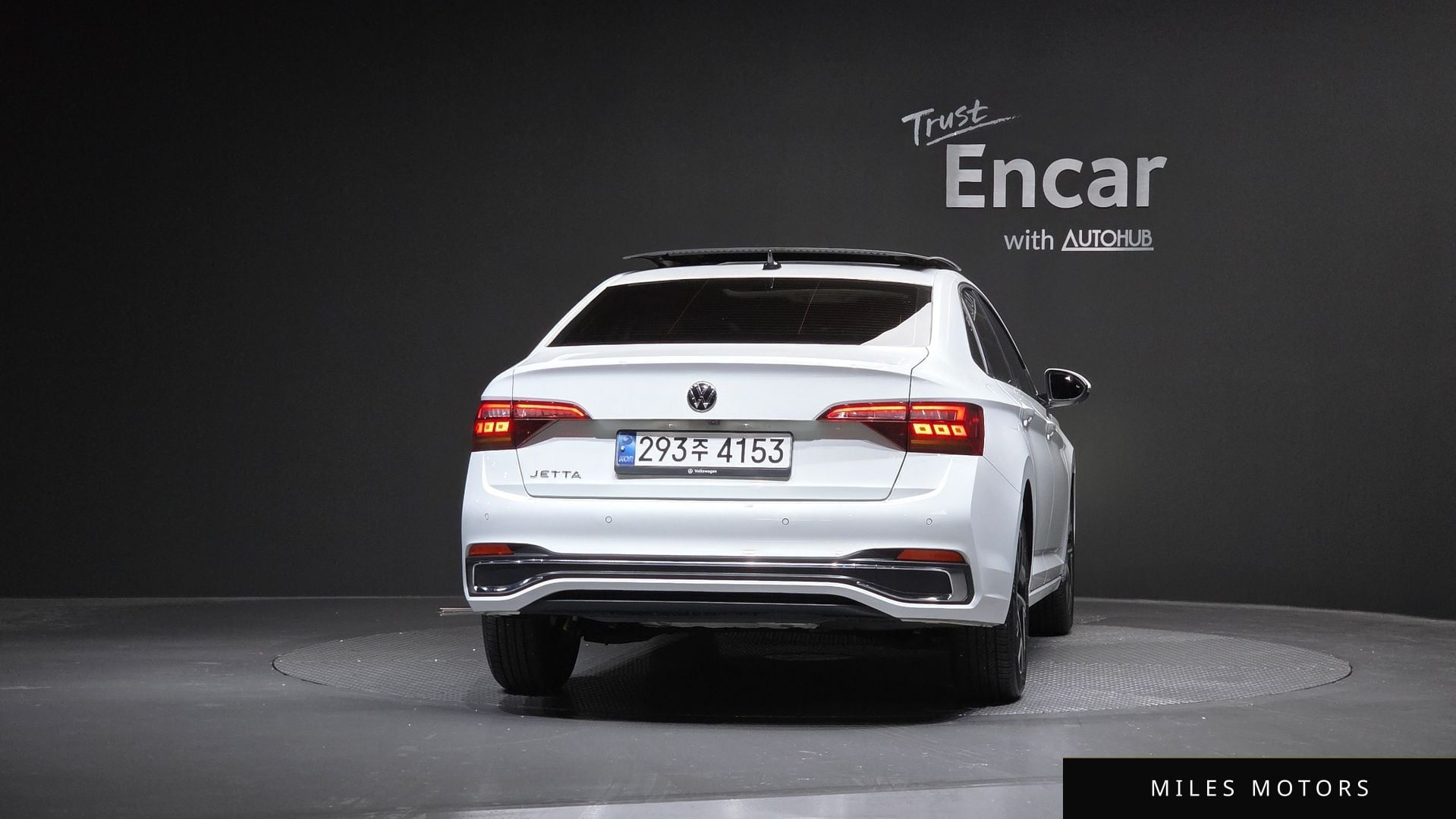 Volkswagen Jetta 2023 — миниатюра 4