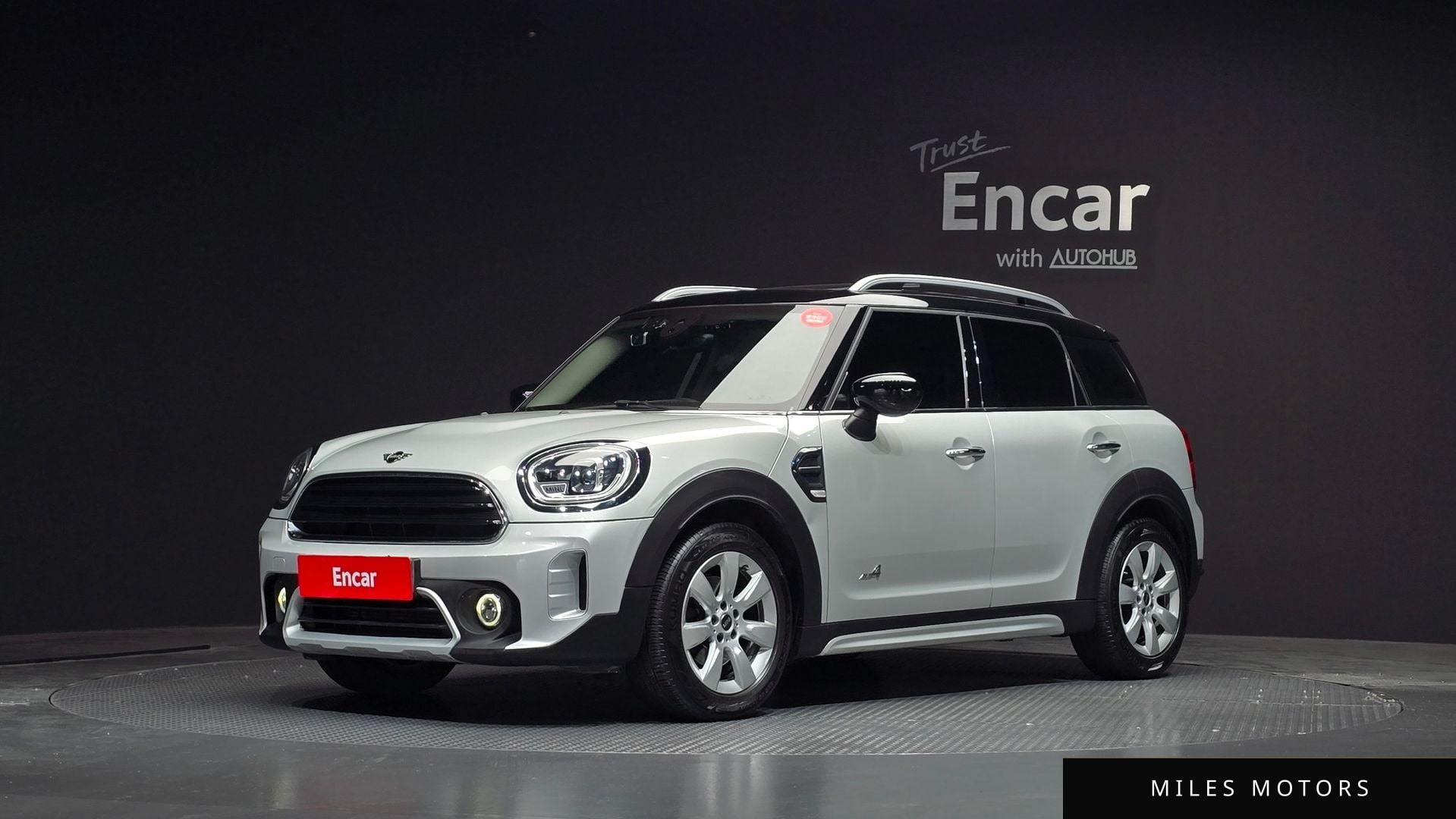 MINI Countryman 2021 — фото 1 из 12