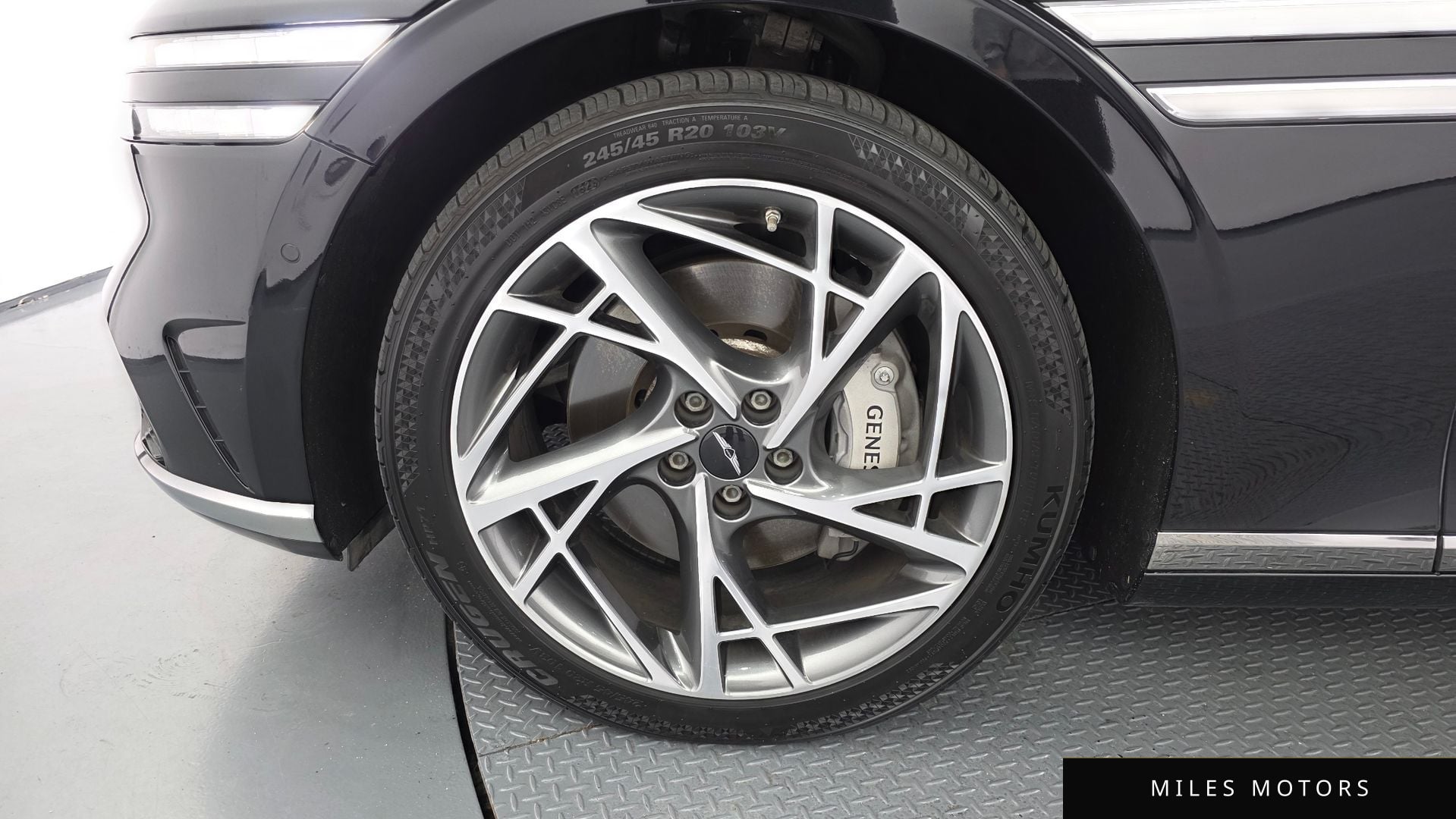 Genesis G90 (RS4) 2022 — миниатюра 5