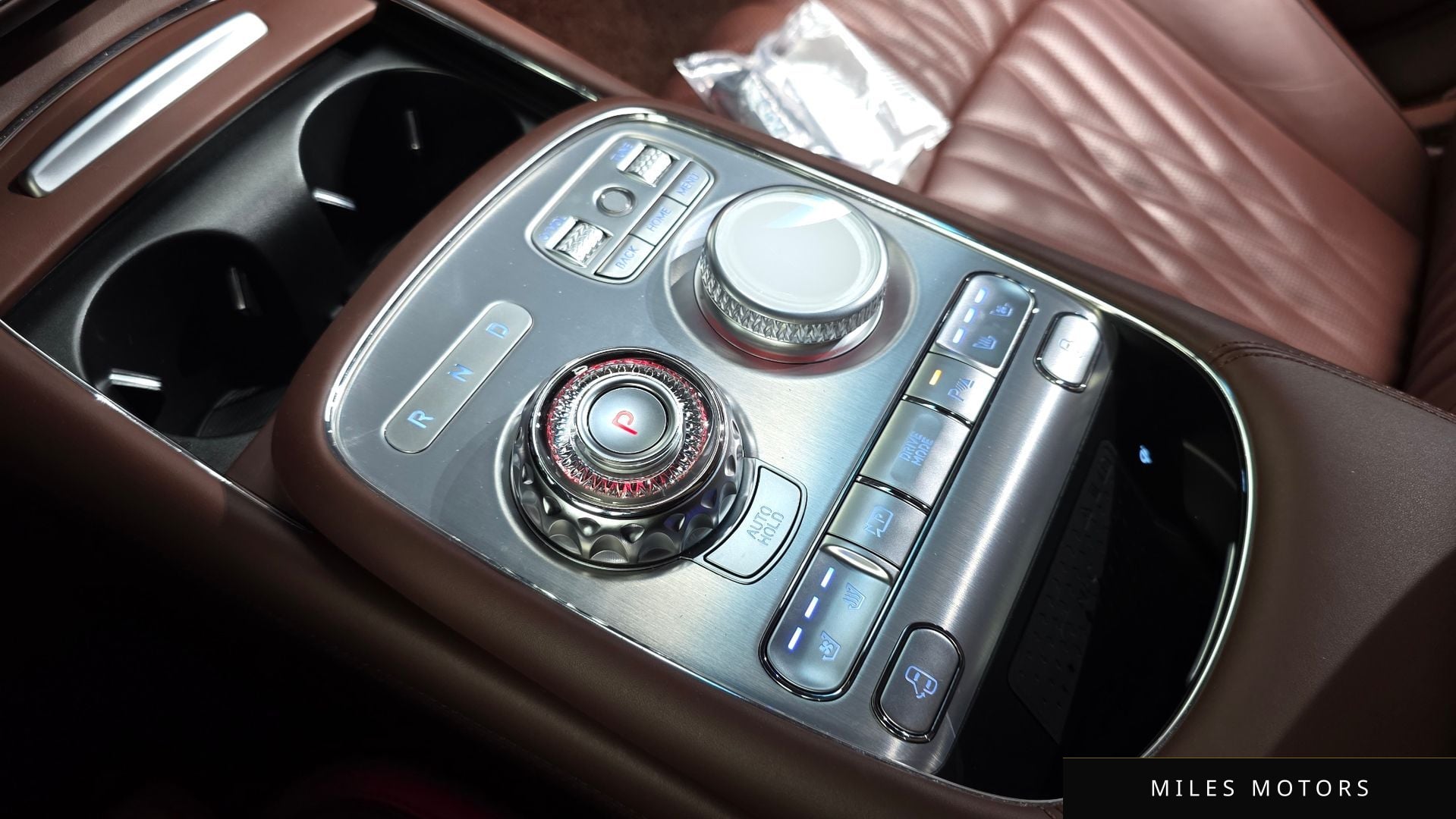 Genesis G90 (RS4) 2022 — миниатюра 12