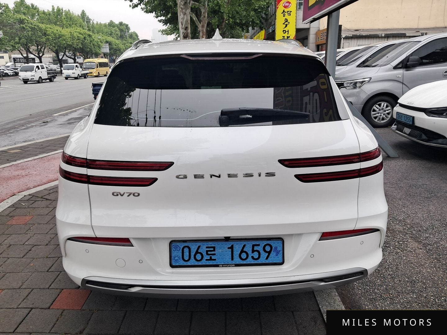Genesis GV70 2022 — миниатюра 3