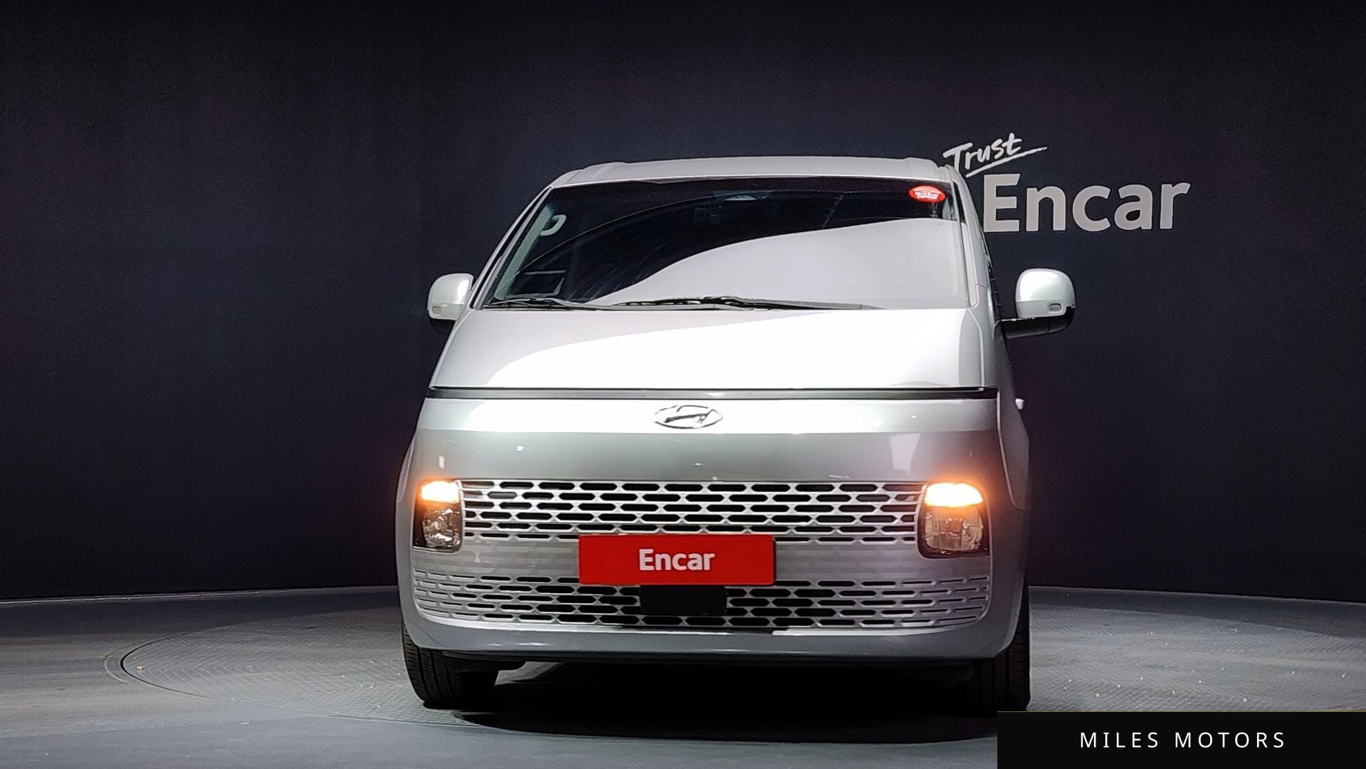 Hyundai Staria 2022 — миниатюра 3