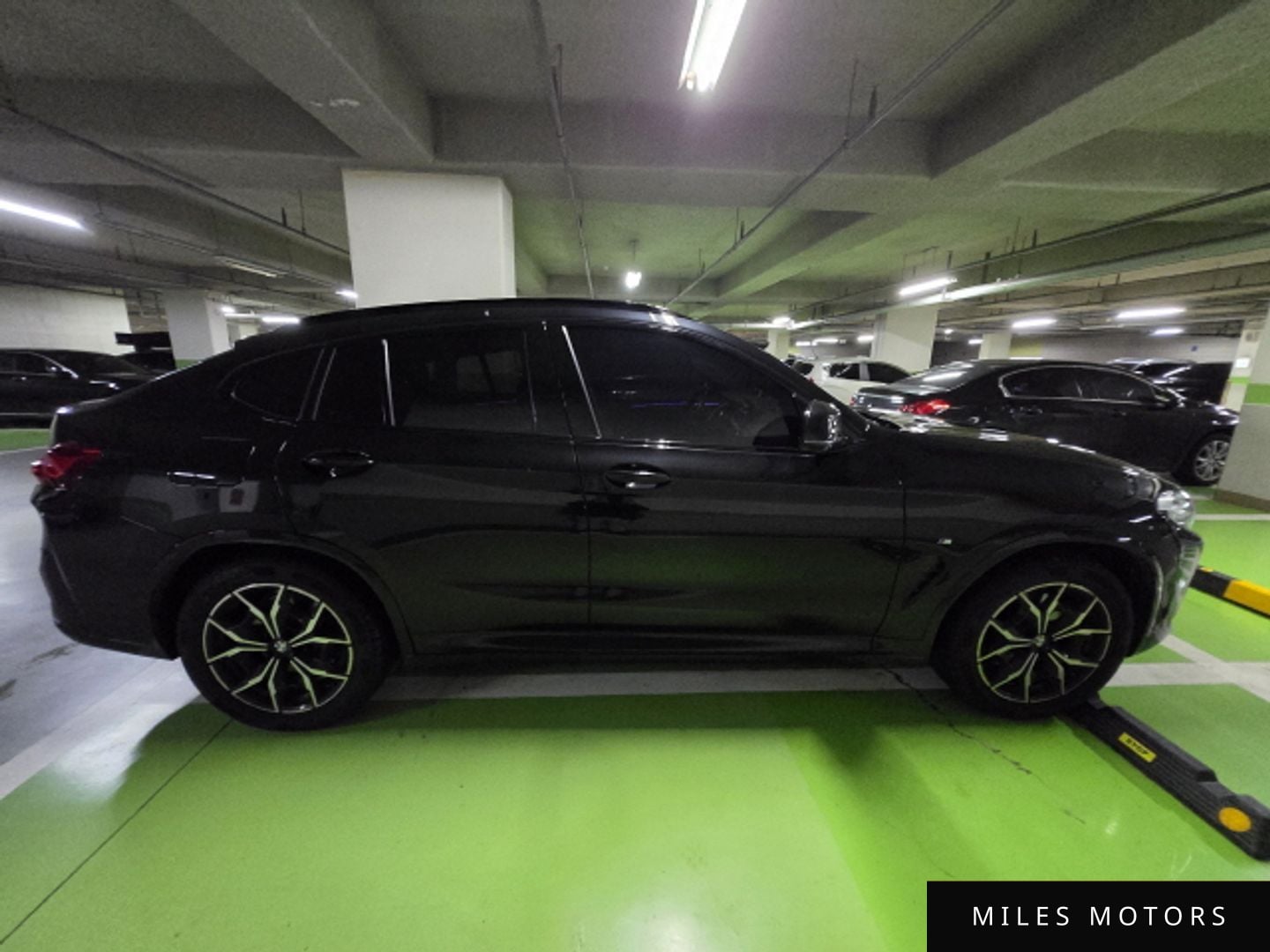 BMW X4 (G02) 2023 — миниатюра 2