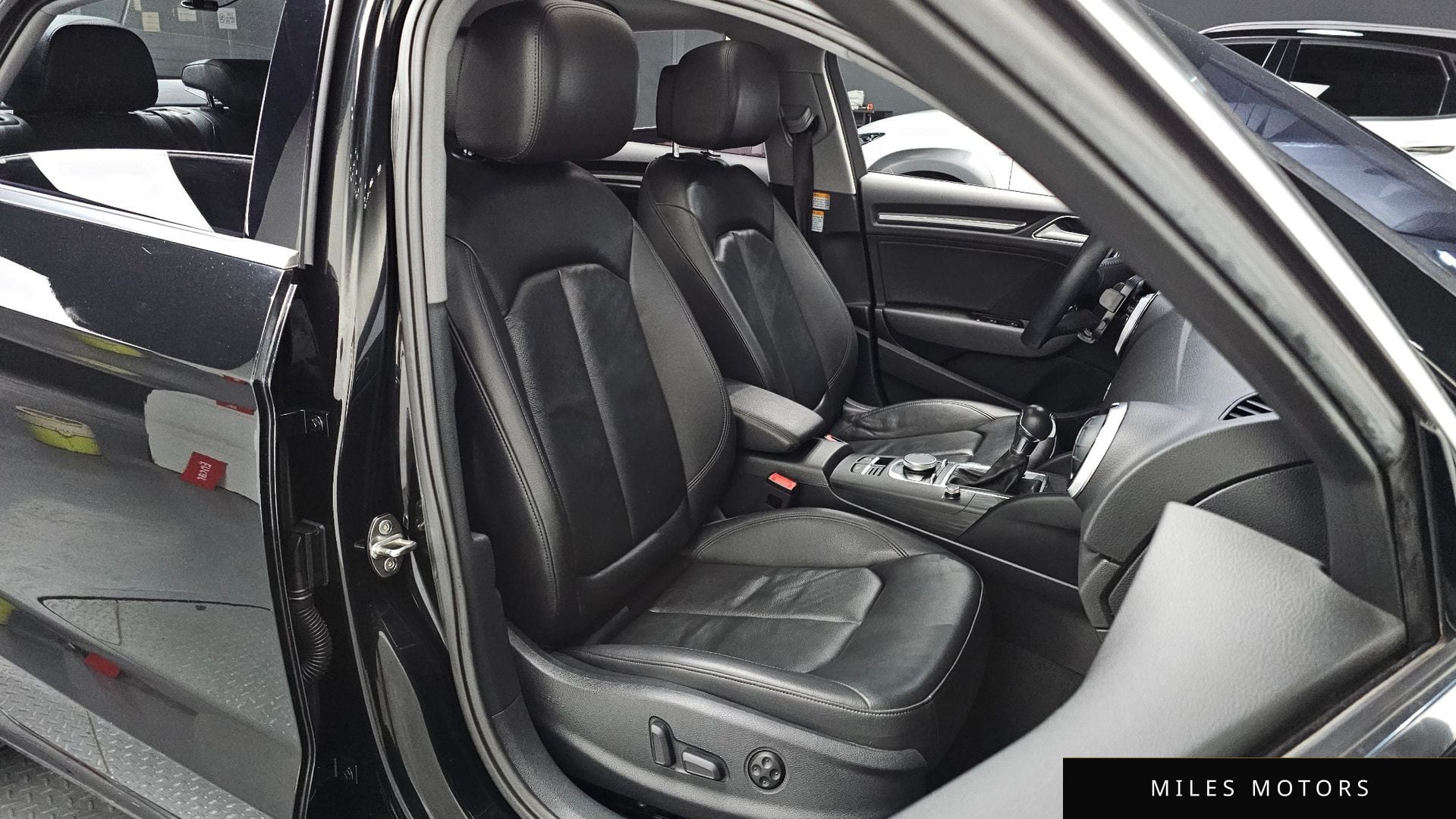 Audi A3 2018 — миниатюра 10