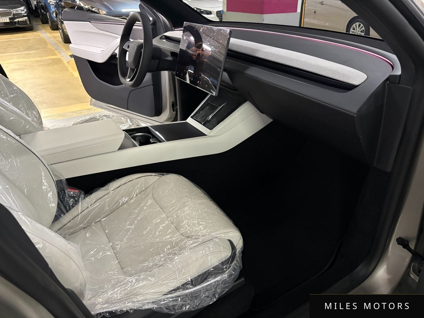 Tesla Model Y 2026 — миниатюра 10