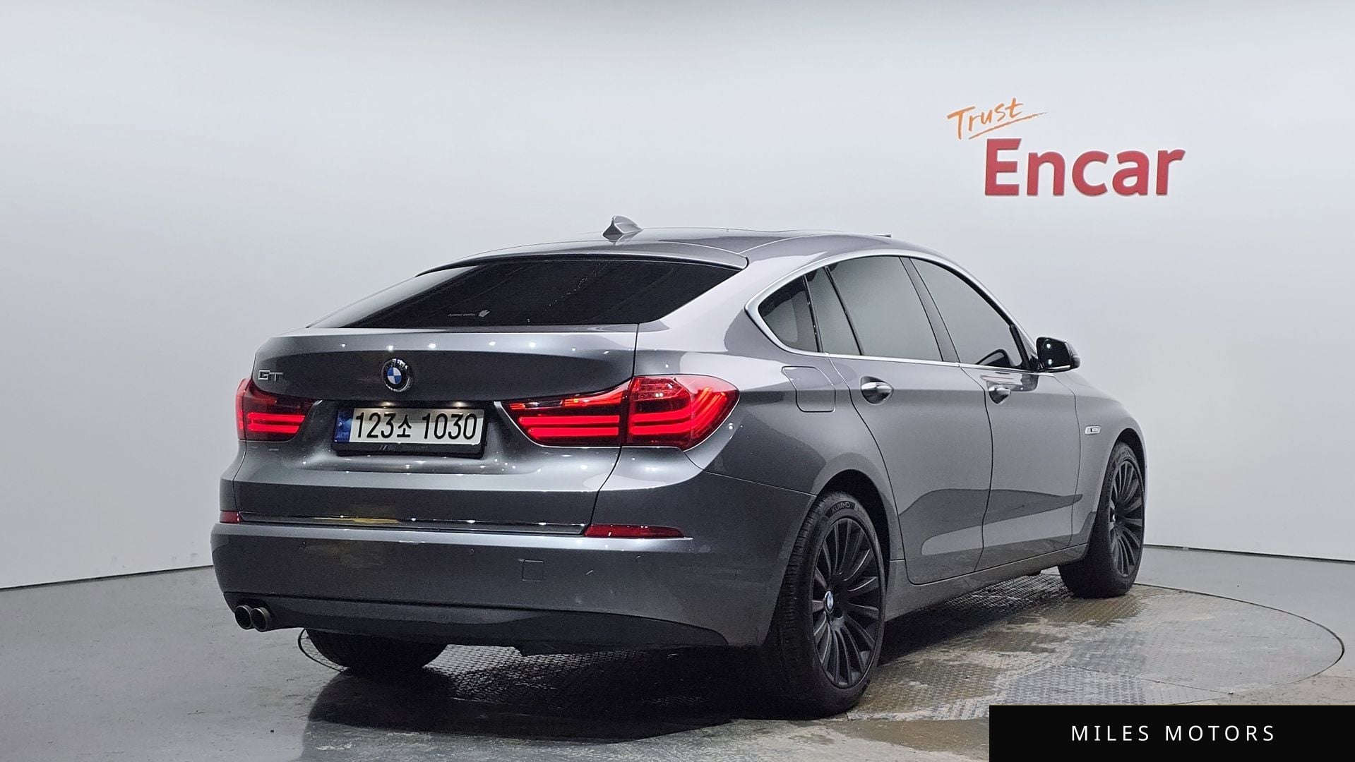 BMW 5 Series GT (F07) 2014 — миниатюра 2