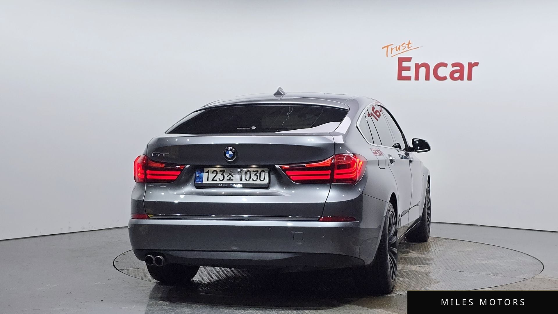 BMW 5 Series GT (F07) 2014 — миниатюра 4