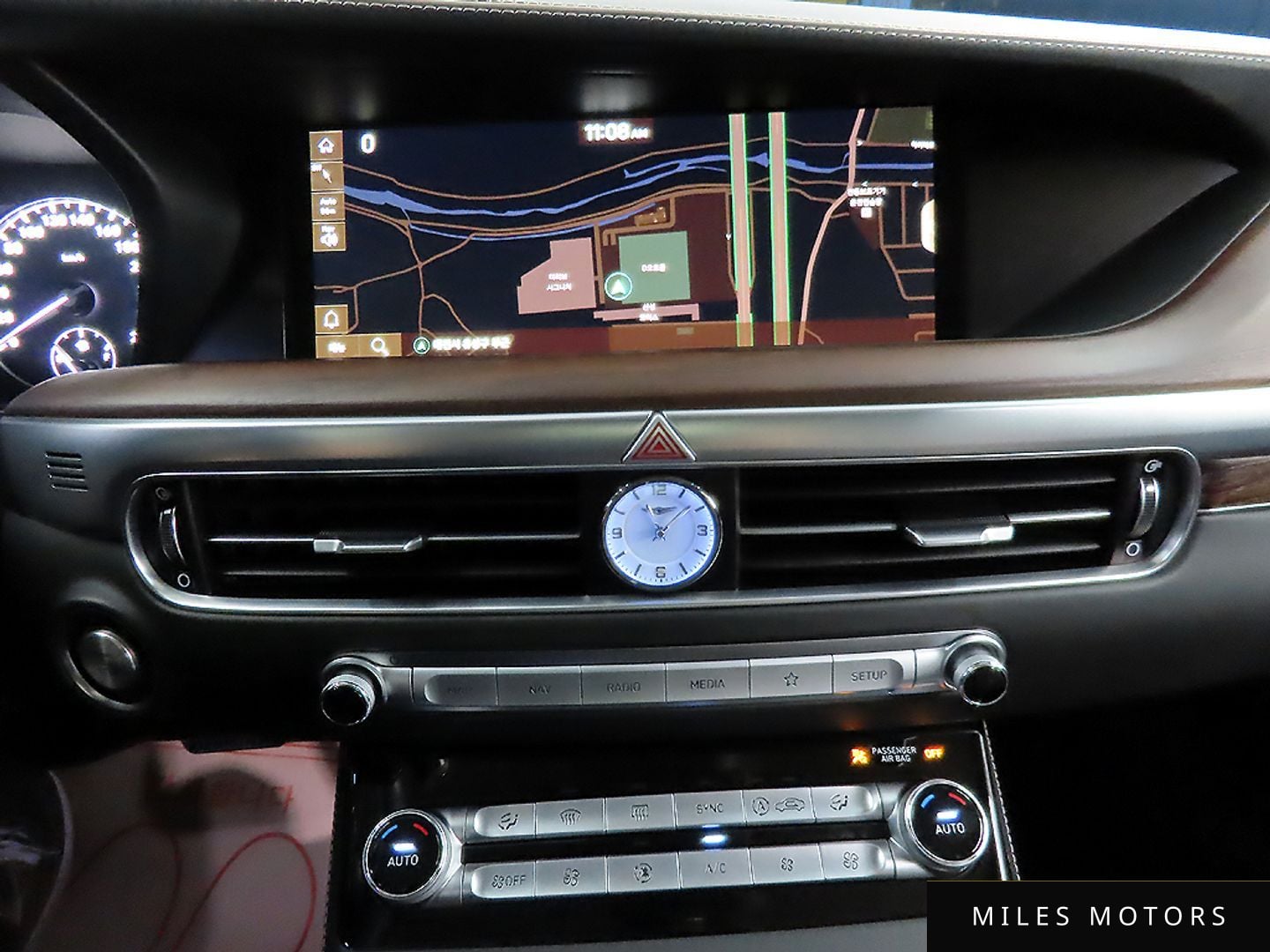 Genesis G90 2019 — миниатюра 11